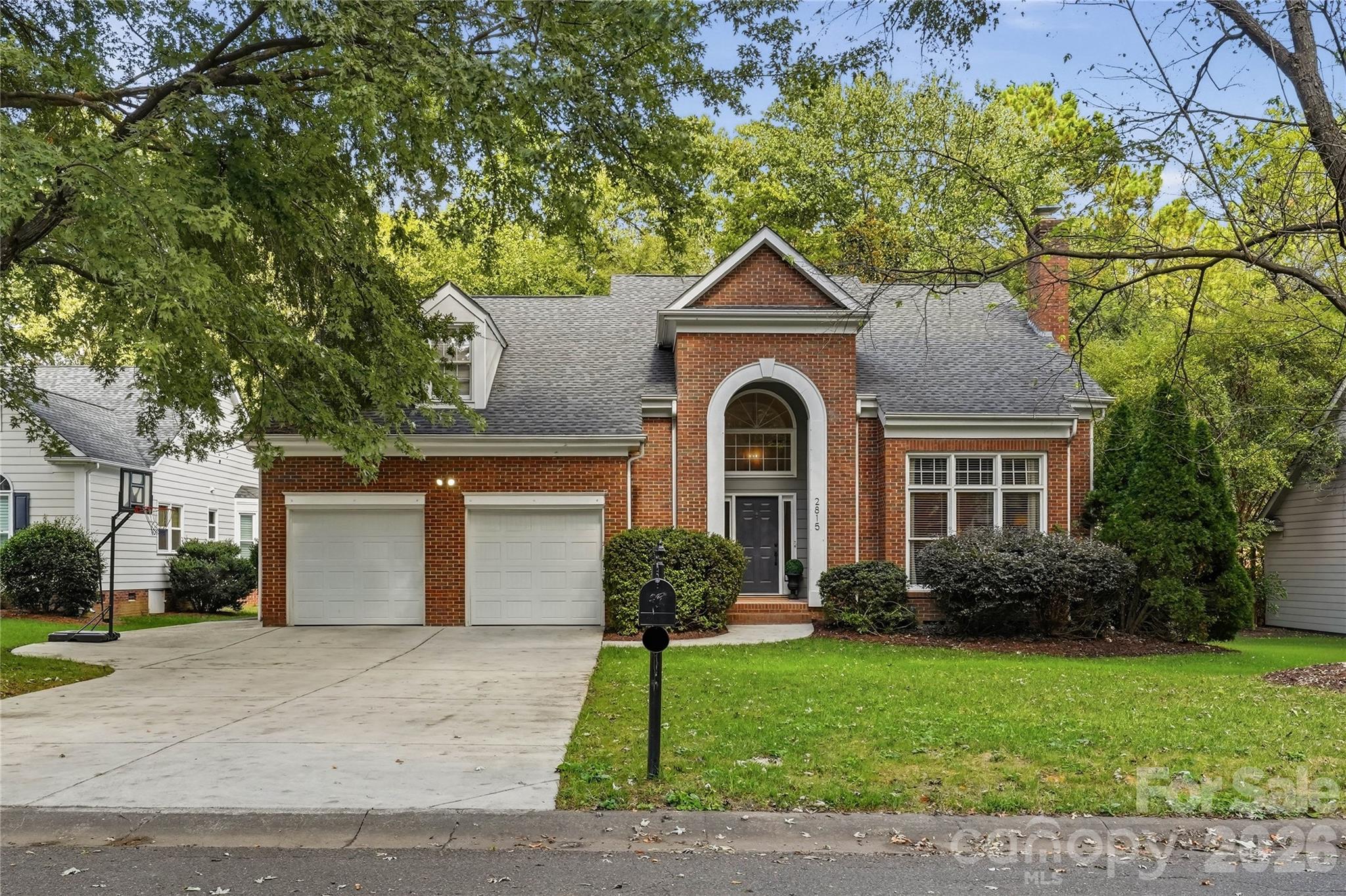 Single Family Residence at 2815 Winghaven Lane, Charlotte, photo 11 of 45