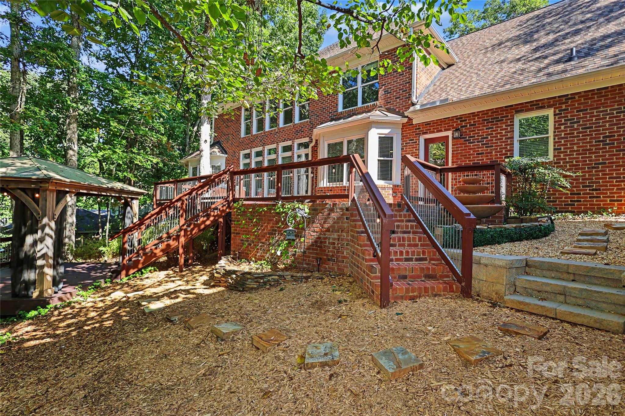 Single Family Residence at 4320 Town And Country Drive, Charlotte, photo 43 of 47