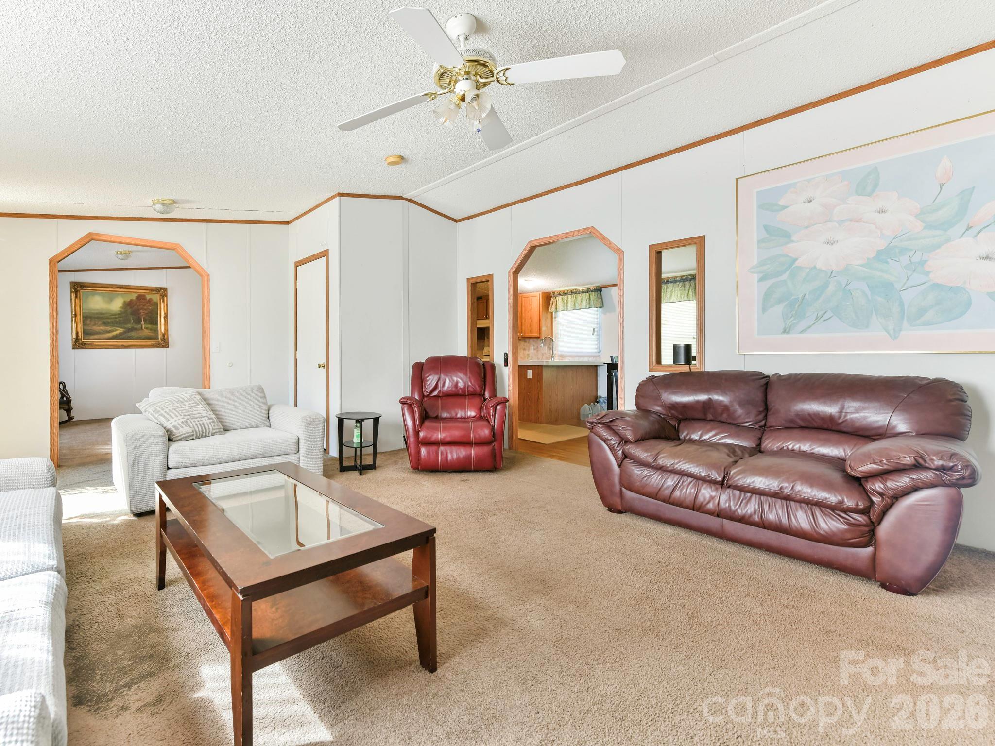 Living Room - 2292 Thornwell Road, Lancaster