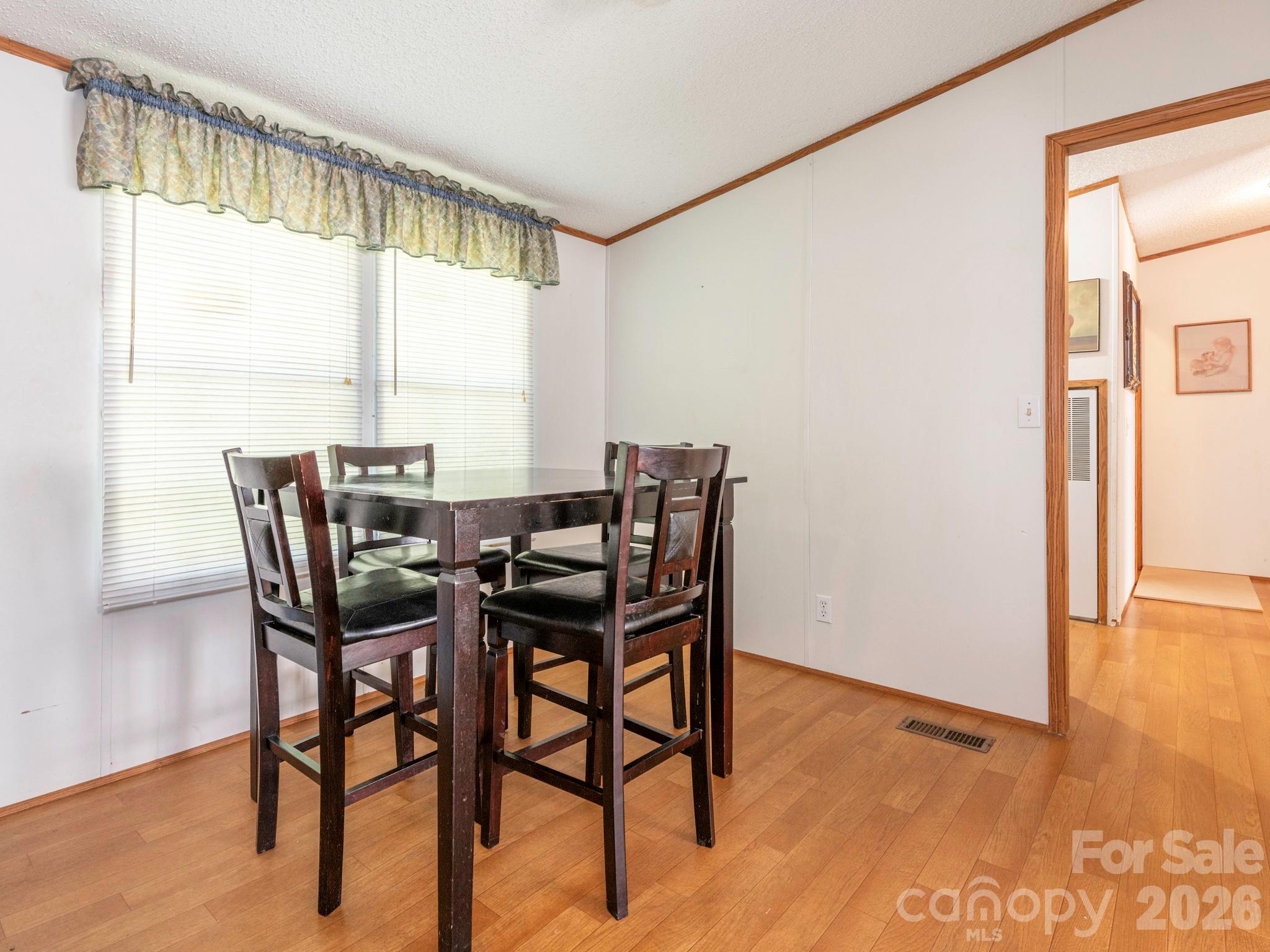 Dining Area - 2292 Thornwell Road, Lancaster