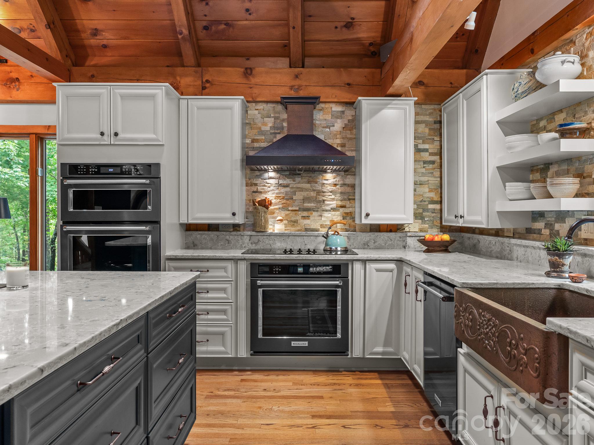 Single Family Residence at 148 Tsisqua Circle, Brevard, photo 9 of 44