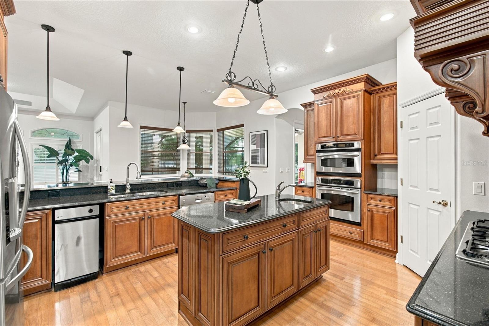 Single Family Residence at 816 CITRUS WOOD LN, VALRICO, photo 17 of 100