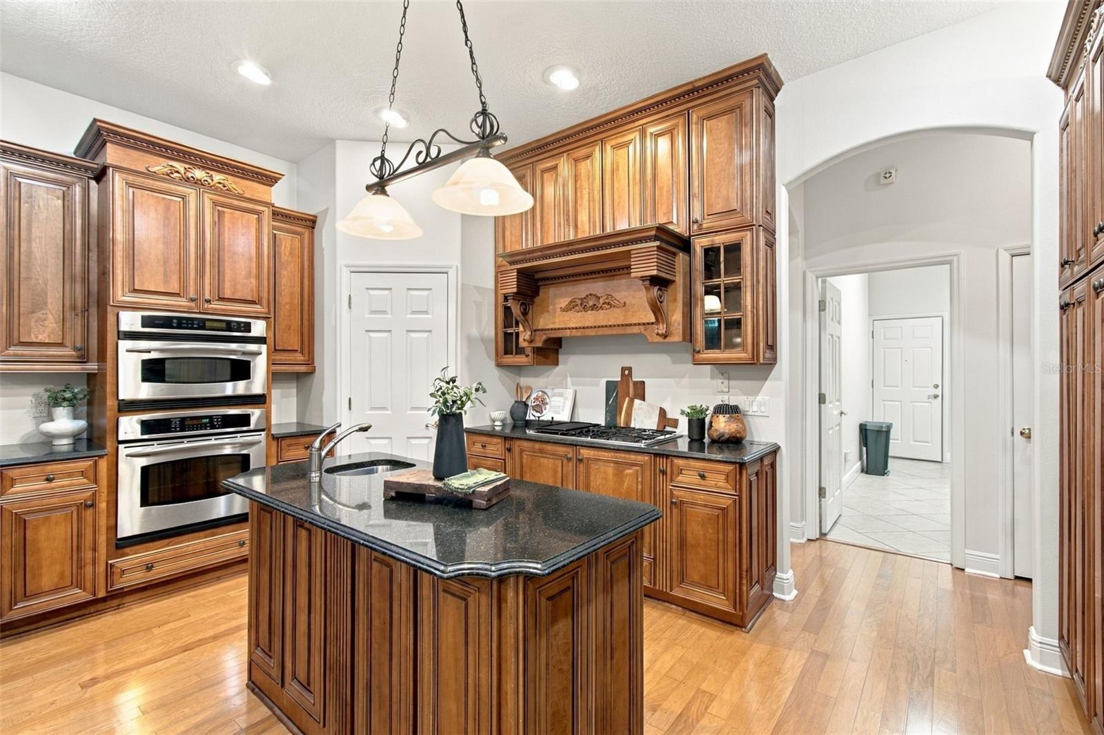 Single Family Residence at 816 CITRUS WOOD LN, VALRICO, photo 18 of 100