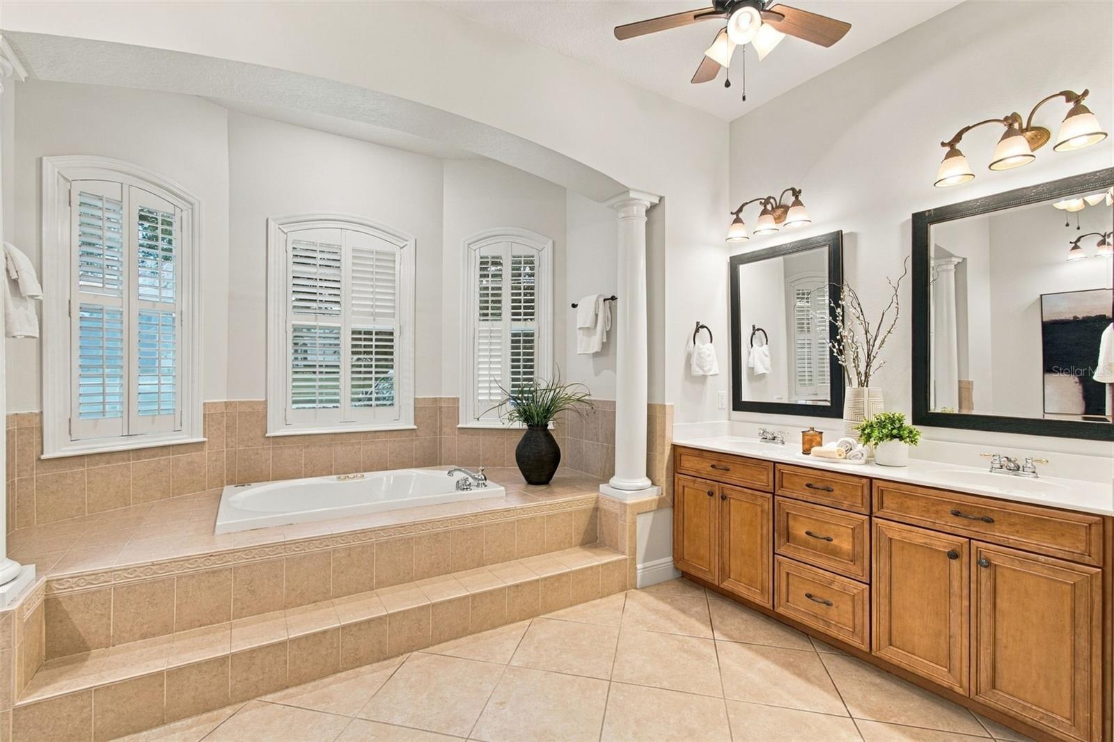 Single Family Residence at 816 CITRUS WOOD LN, VALRICO, photo 66 of 100