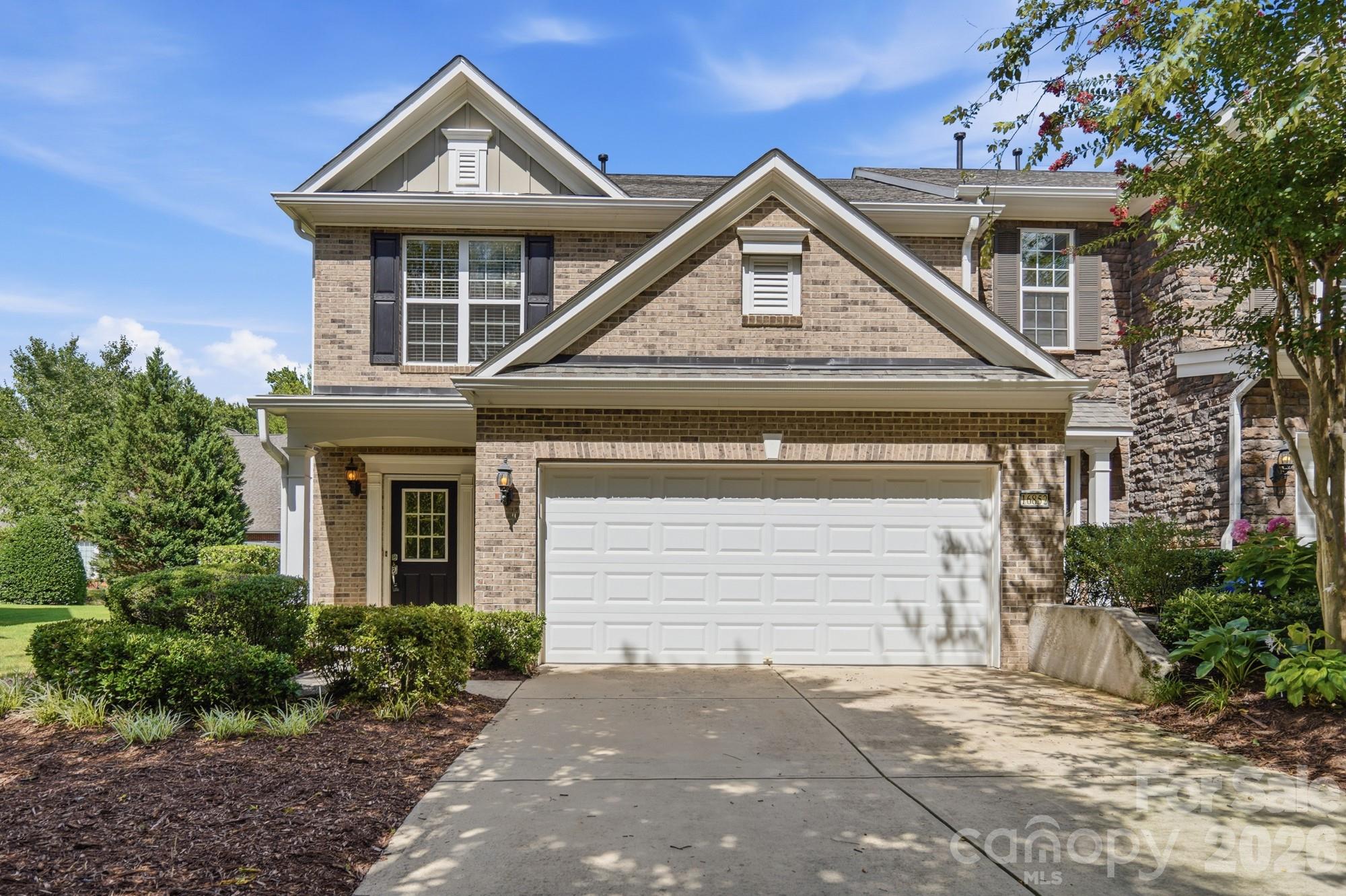 Townhouse at 16852 Dunaverty Place, Charlotte, photo 2 of 45
