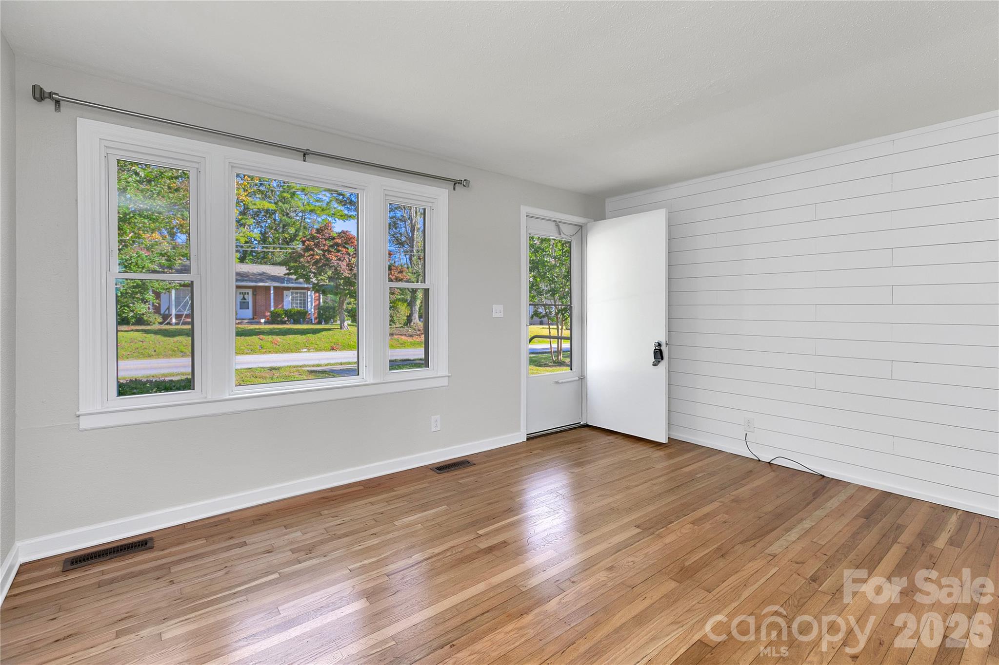 Condominium at 52 Elm Bend Road, Brevard, photo 5 of 31