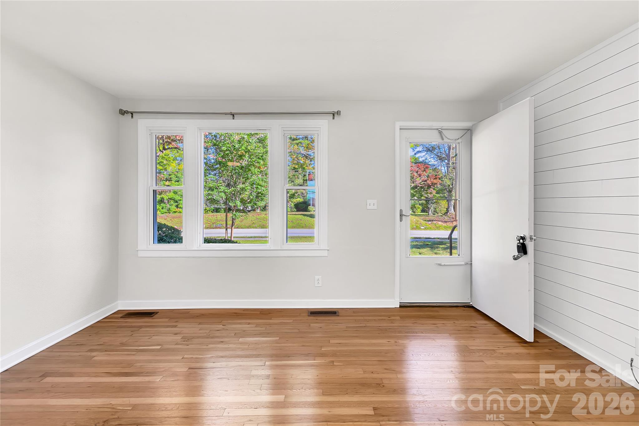 Condominium at 52 Elm Bend Road, Brevard, photo 6 of 31