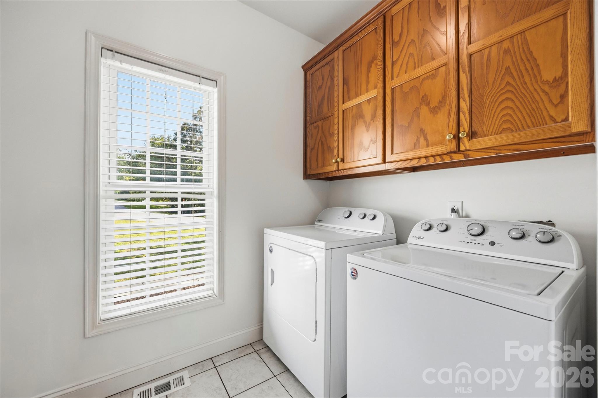 Single Family Residence at 314 Hidden Creek Drive, Shelby, photo 17 of 46