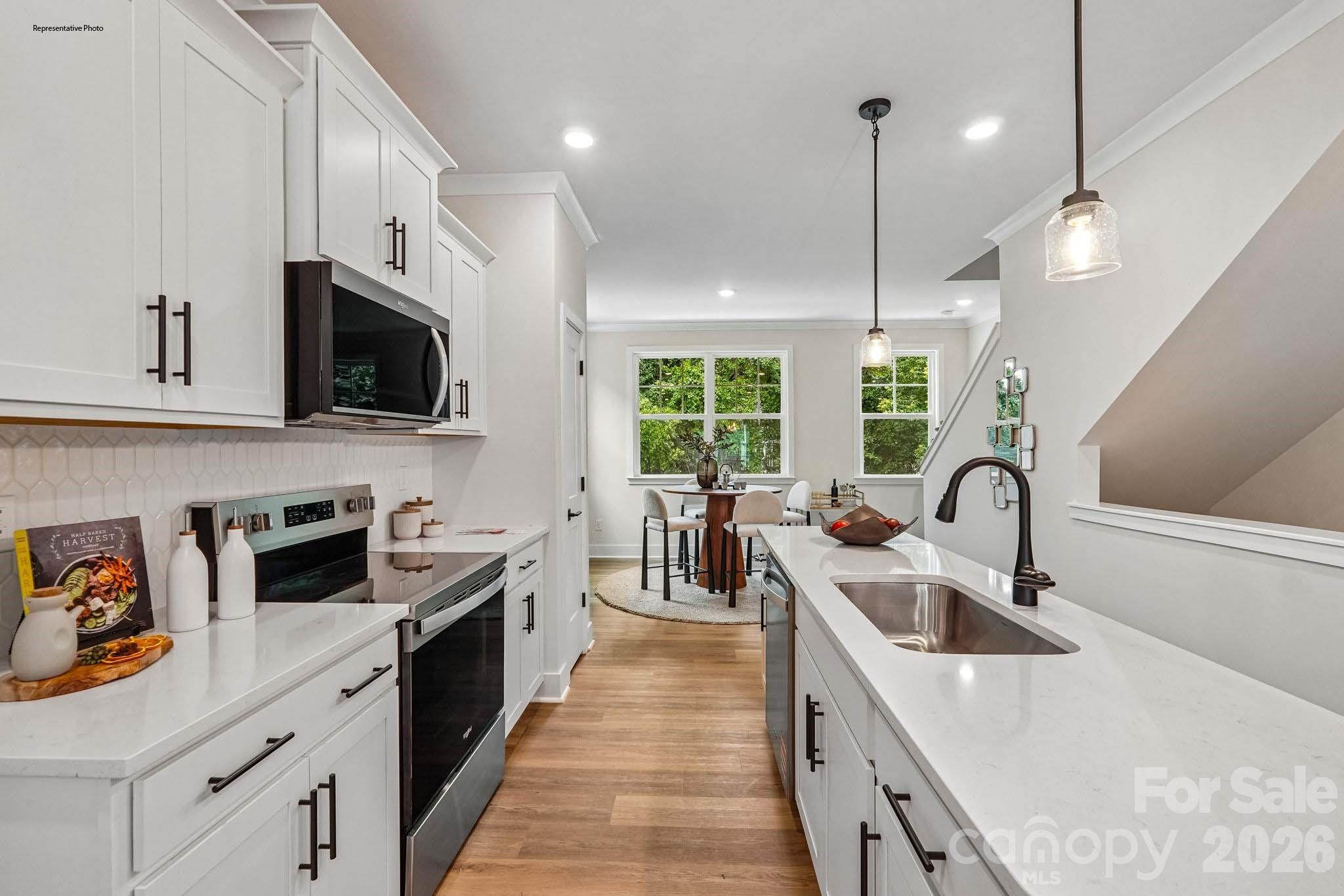 Townhouse at 825 Hammers Lane, Charlotte, photo 9 of 28