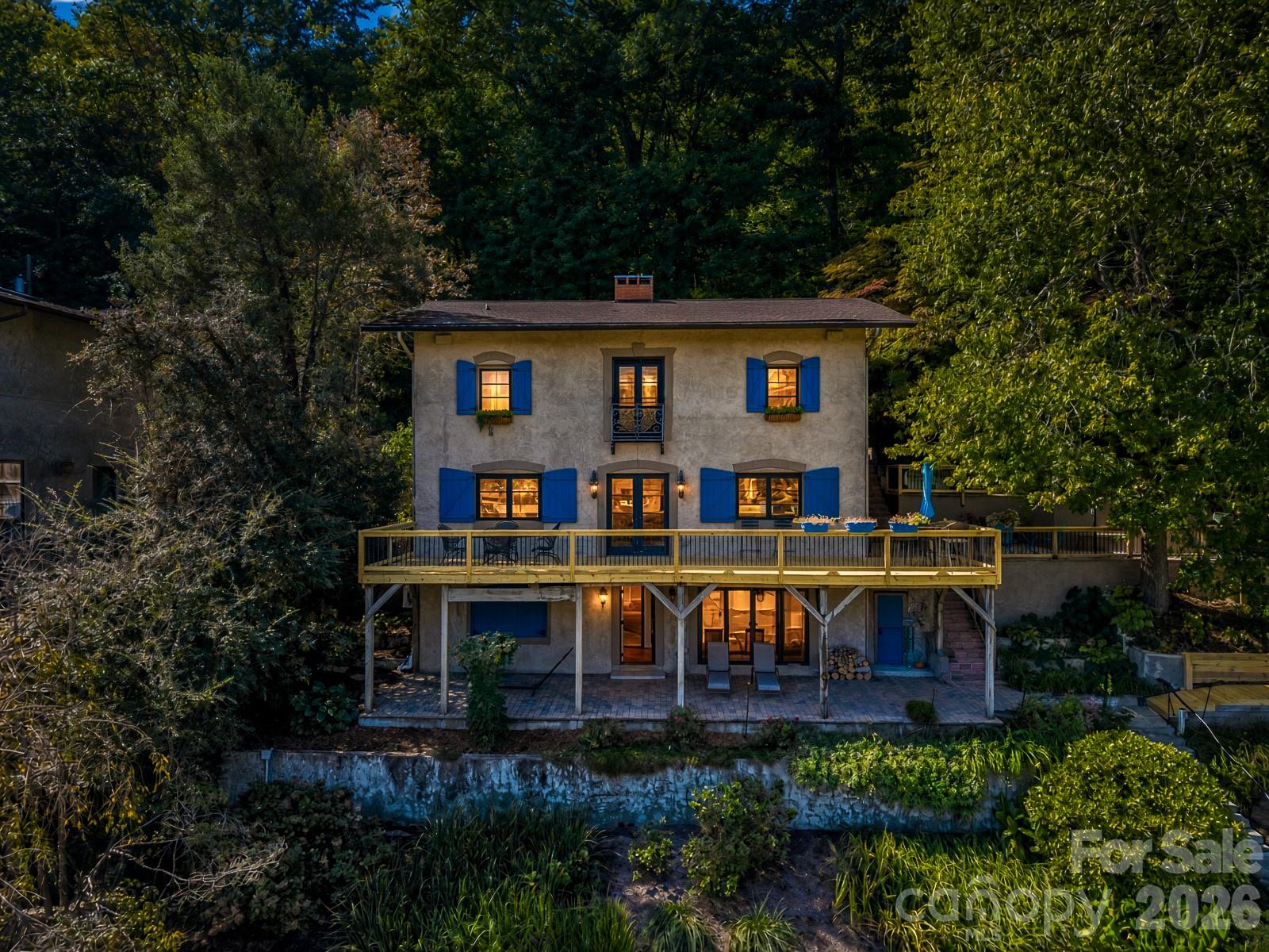 Single Family Residence at 325 Tryon Bay Circle, Lake Lure, photo 2 of 45