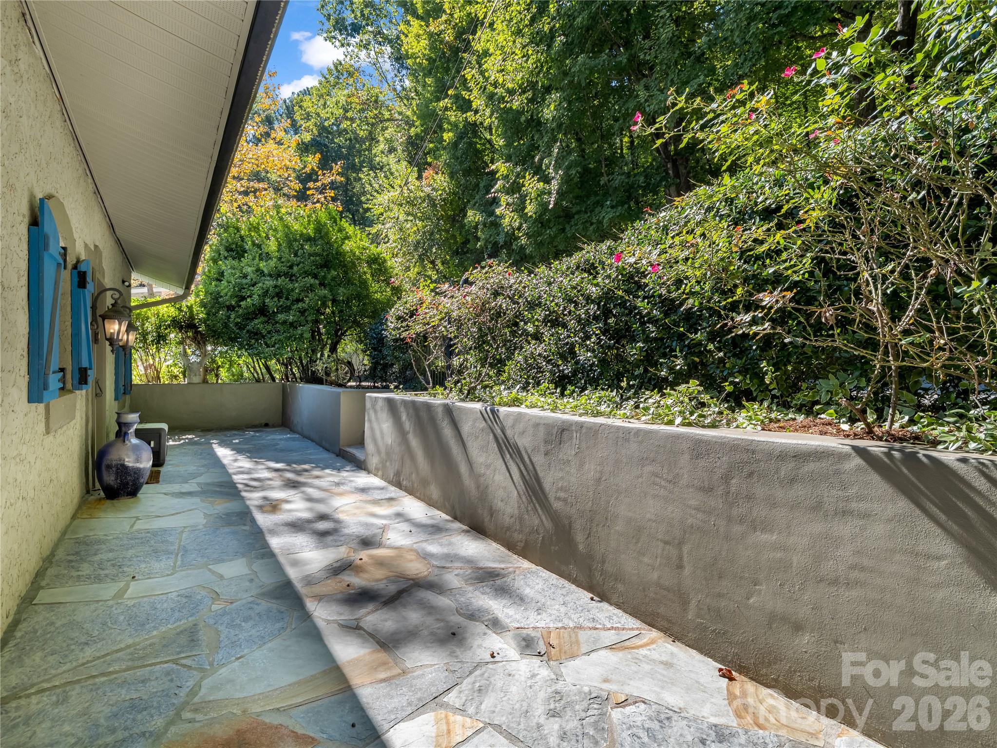 Single Family Residence at 325 Tryon Bay Circle, Lake Lure, photo 13 of 45