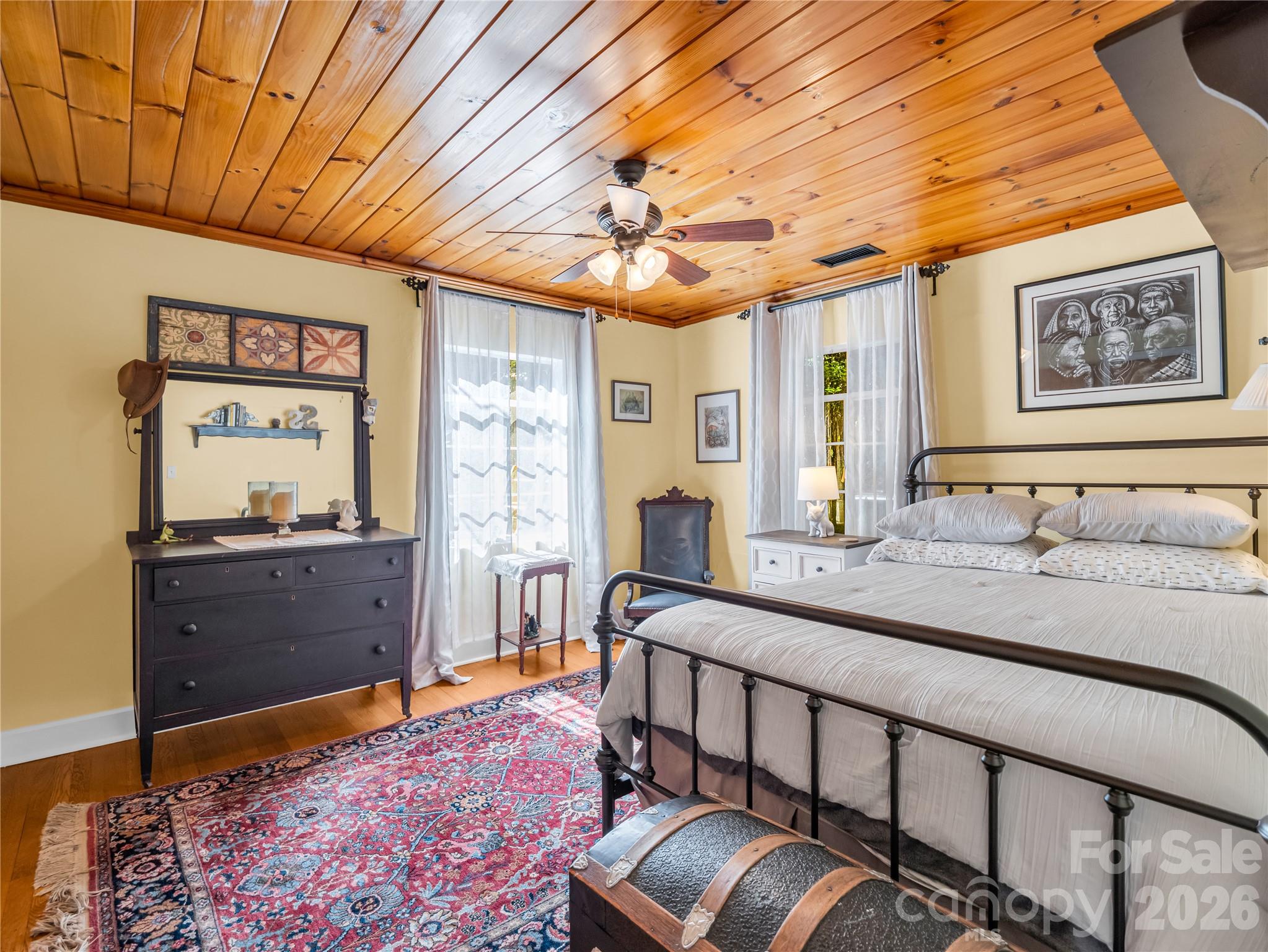 Single Family Residence at 325 Tryon Bay Circle, Lake Lure, photo 16 of 45