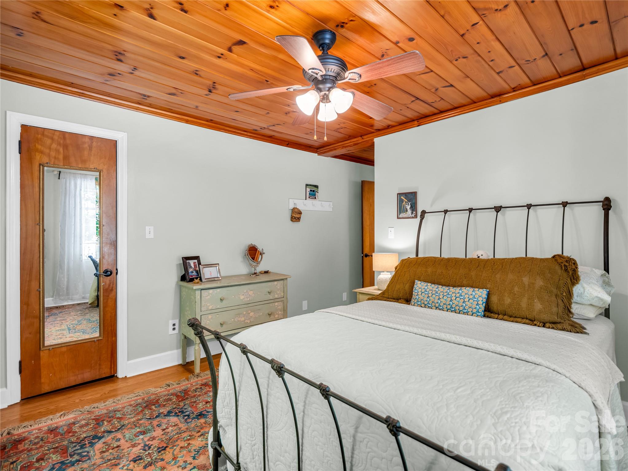 Single Family Residence at 325 Tryon Bay Circle, Lake Lure, photo 18 of 45