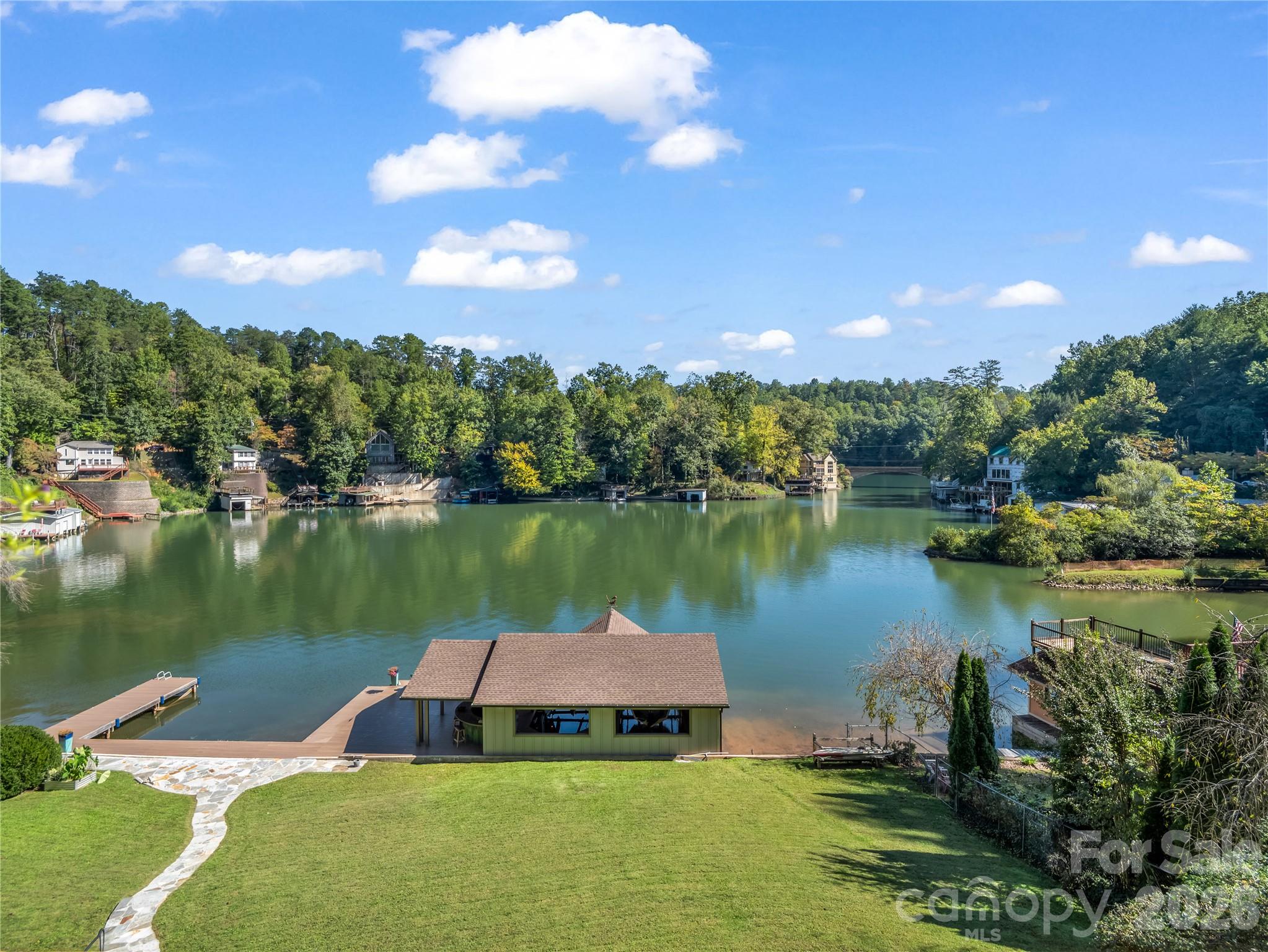 Single Family Residence at 325 Tryon Bay Circle, Lake Lure, photo 31 of 45