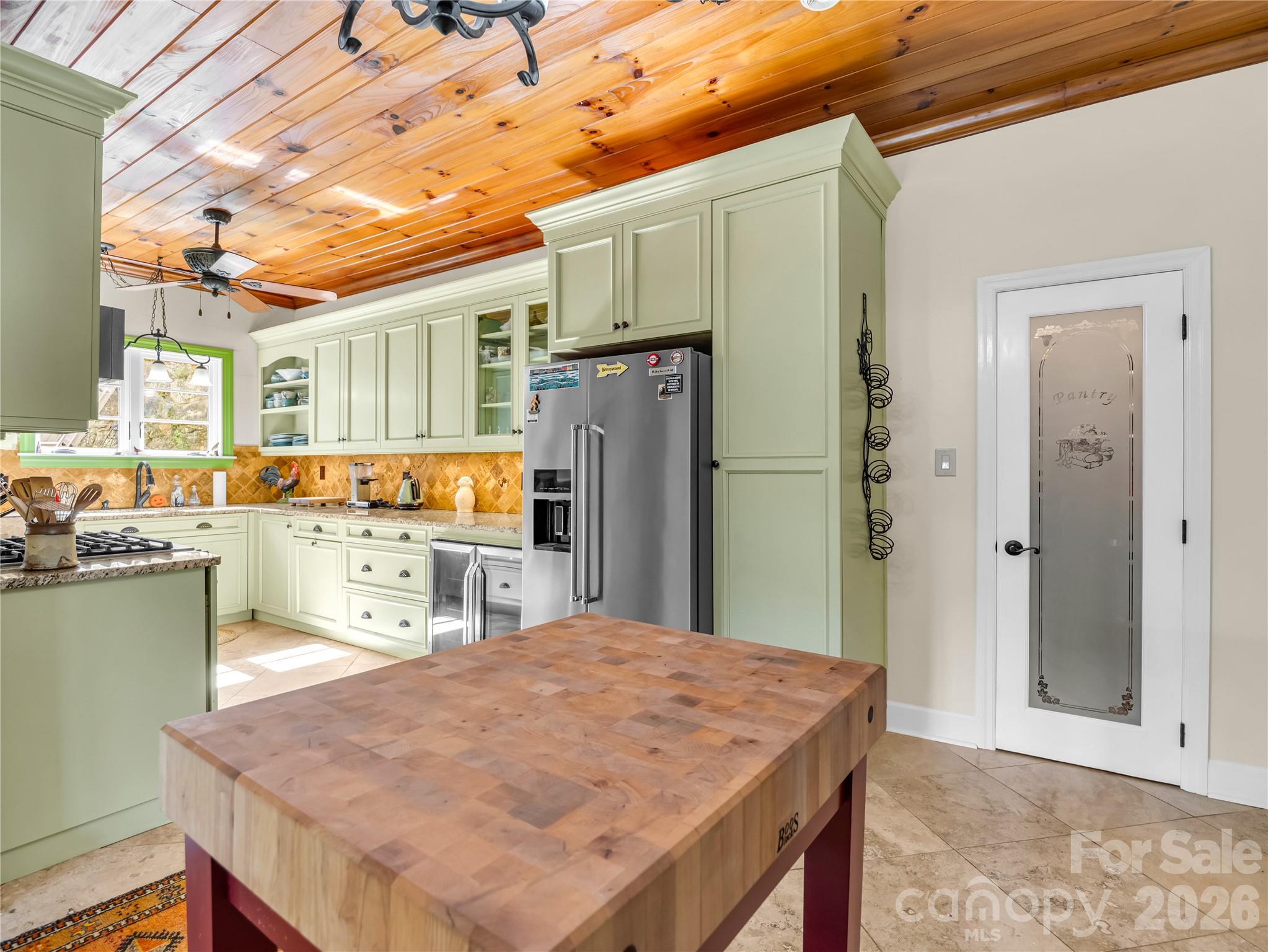 Single Family Residence at 325 Tryon Bay Circle, Lake Lure, photo 35 of 45