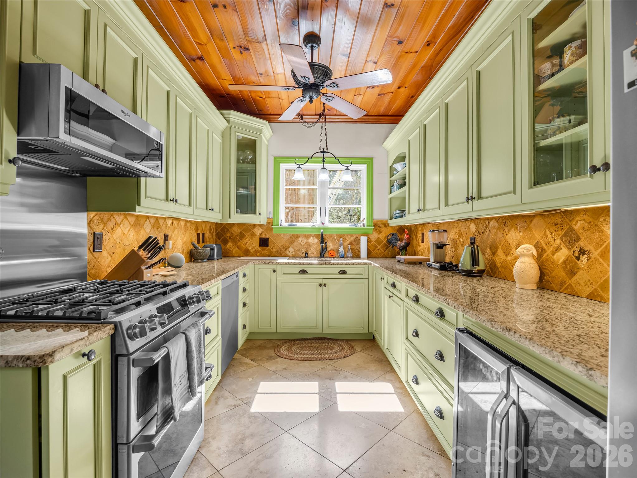 Single Family Residence at 325 Tryon Bay Circle, Lake Lure, photo 36 of 45