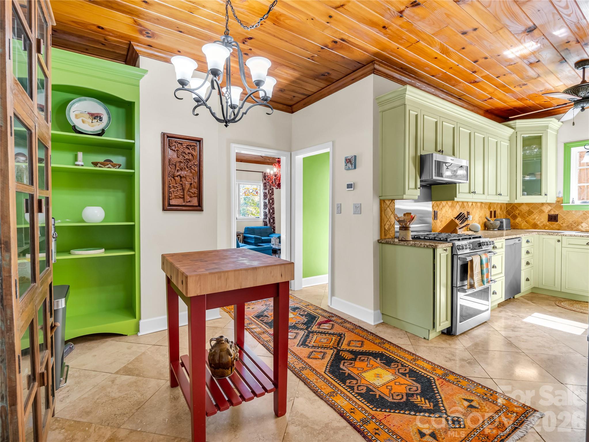 Single Family Residence at 325 Tryon Bay Circle, Lake Lure, photo 37 of 45