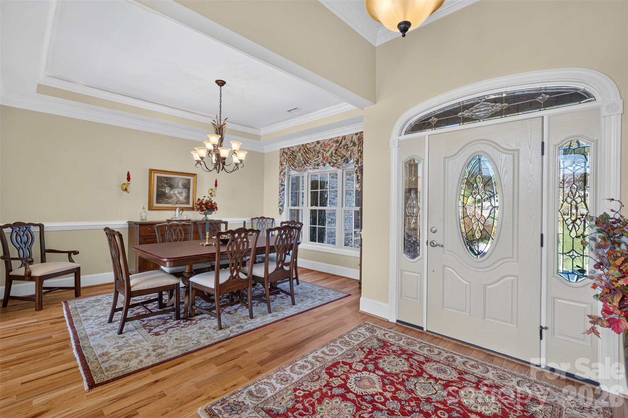 Single Family Residence at 76 Divot Court, Hickory, photo 10 of 48
