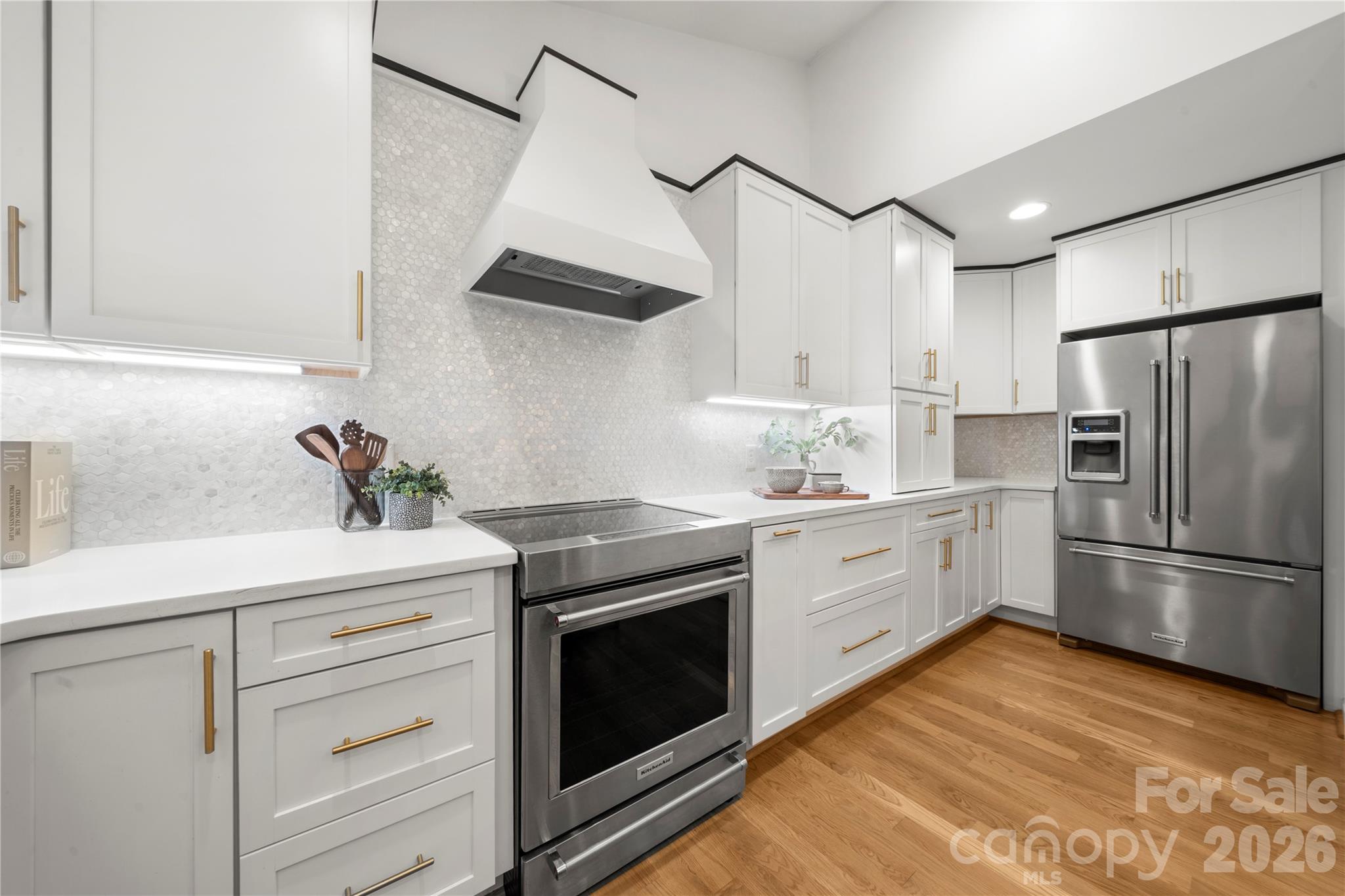 Single Family Residence at 12 Cove Road, Clover, photo 11 of 44