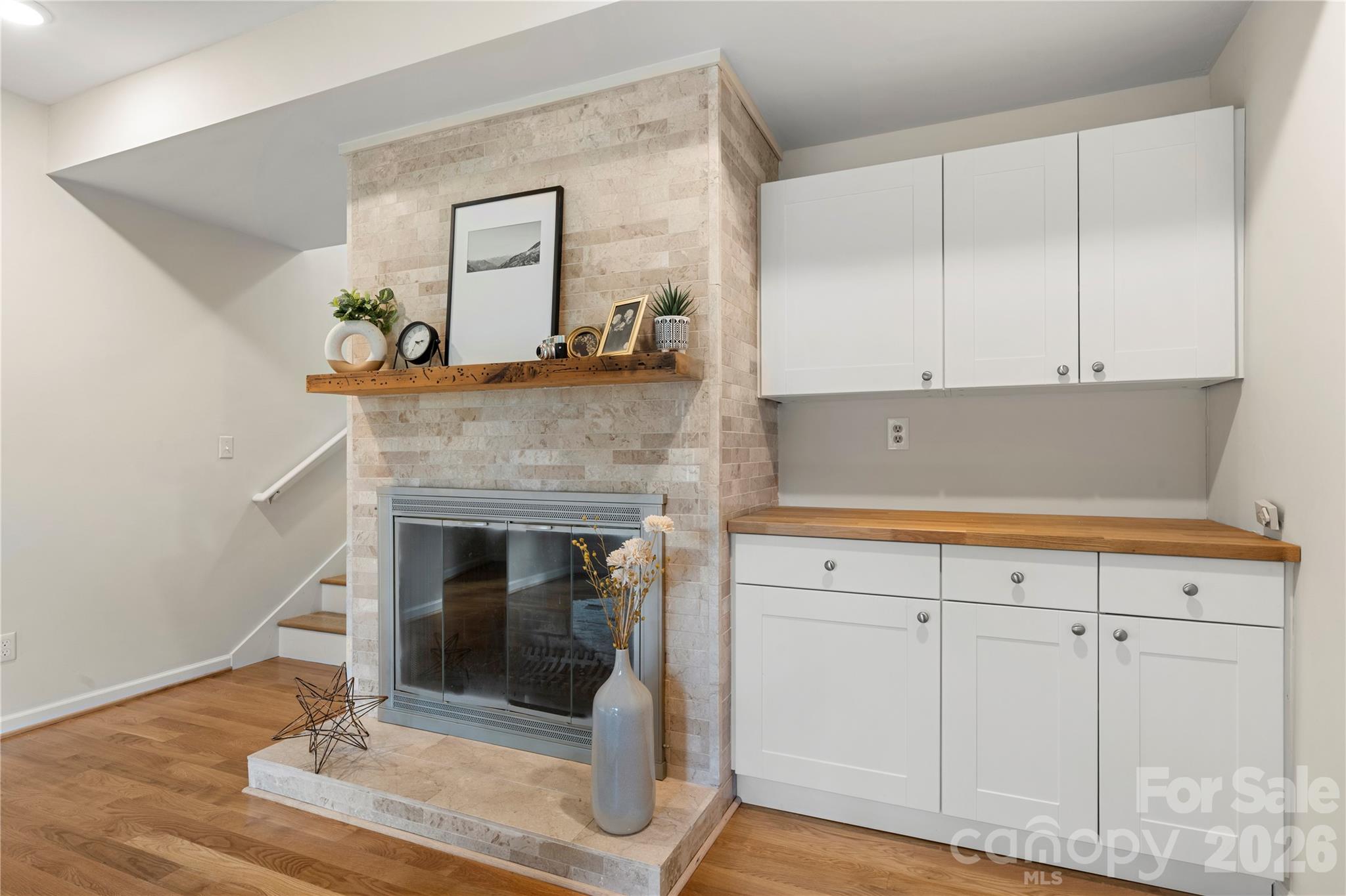 Single Family Residence at 12 Cove Road, Clover, photo 15 of 44