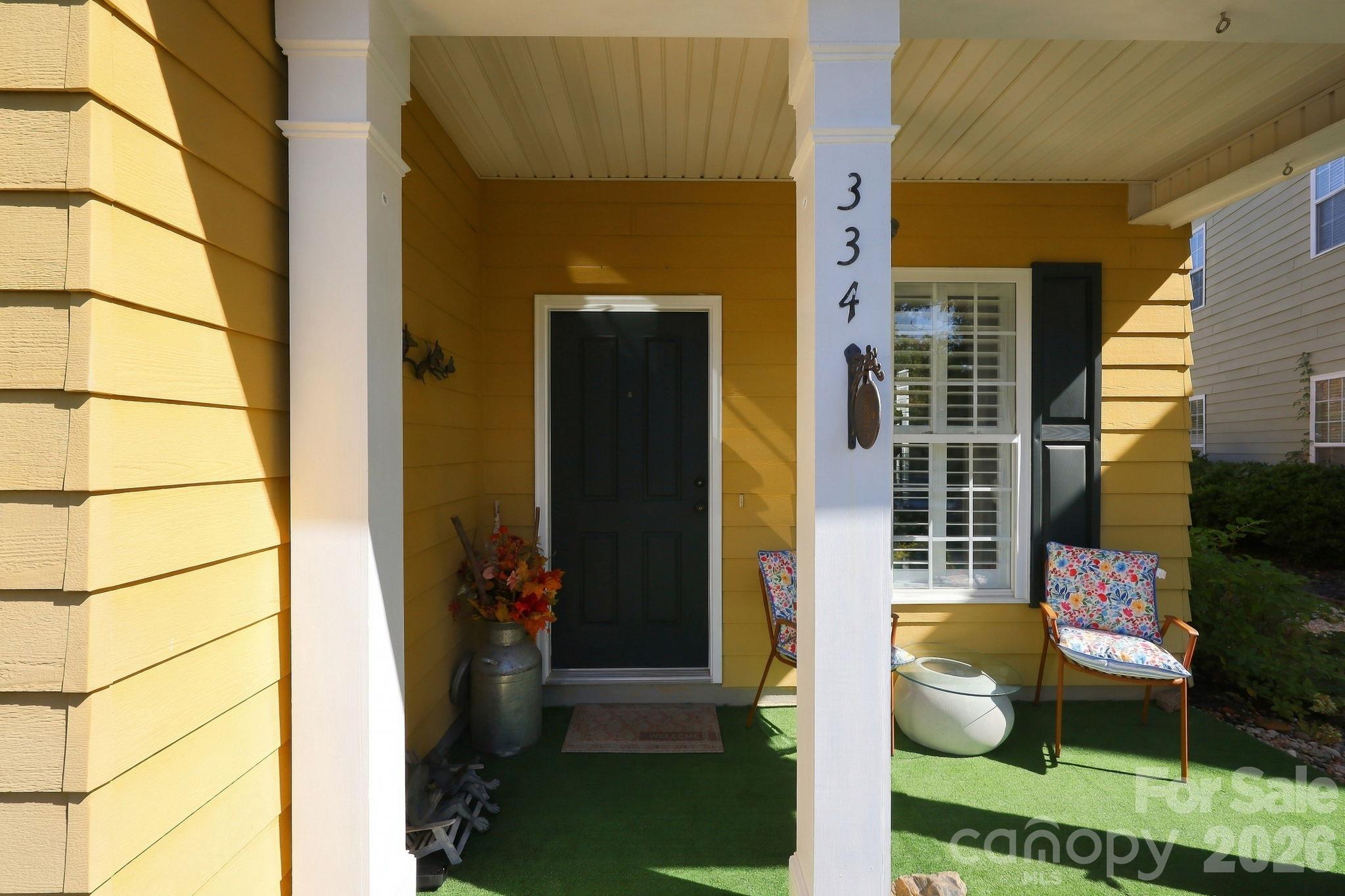 Single Family Residence at 334 Center Drive, Davidson, photo 3 of 35