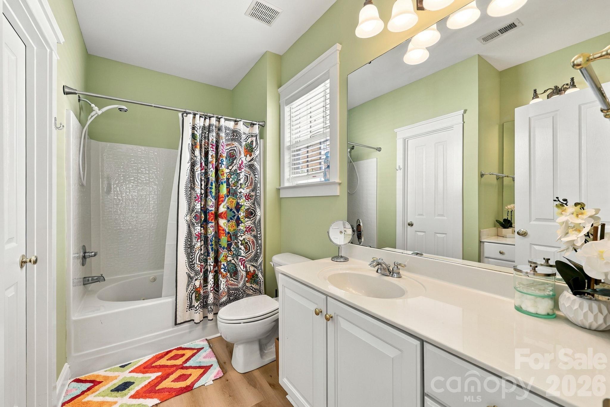 Single Family Residence at 334 Center Drive, Davidson, photo 21 of 35
