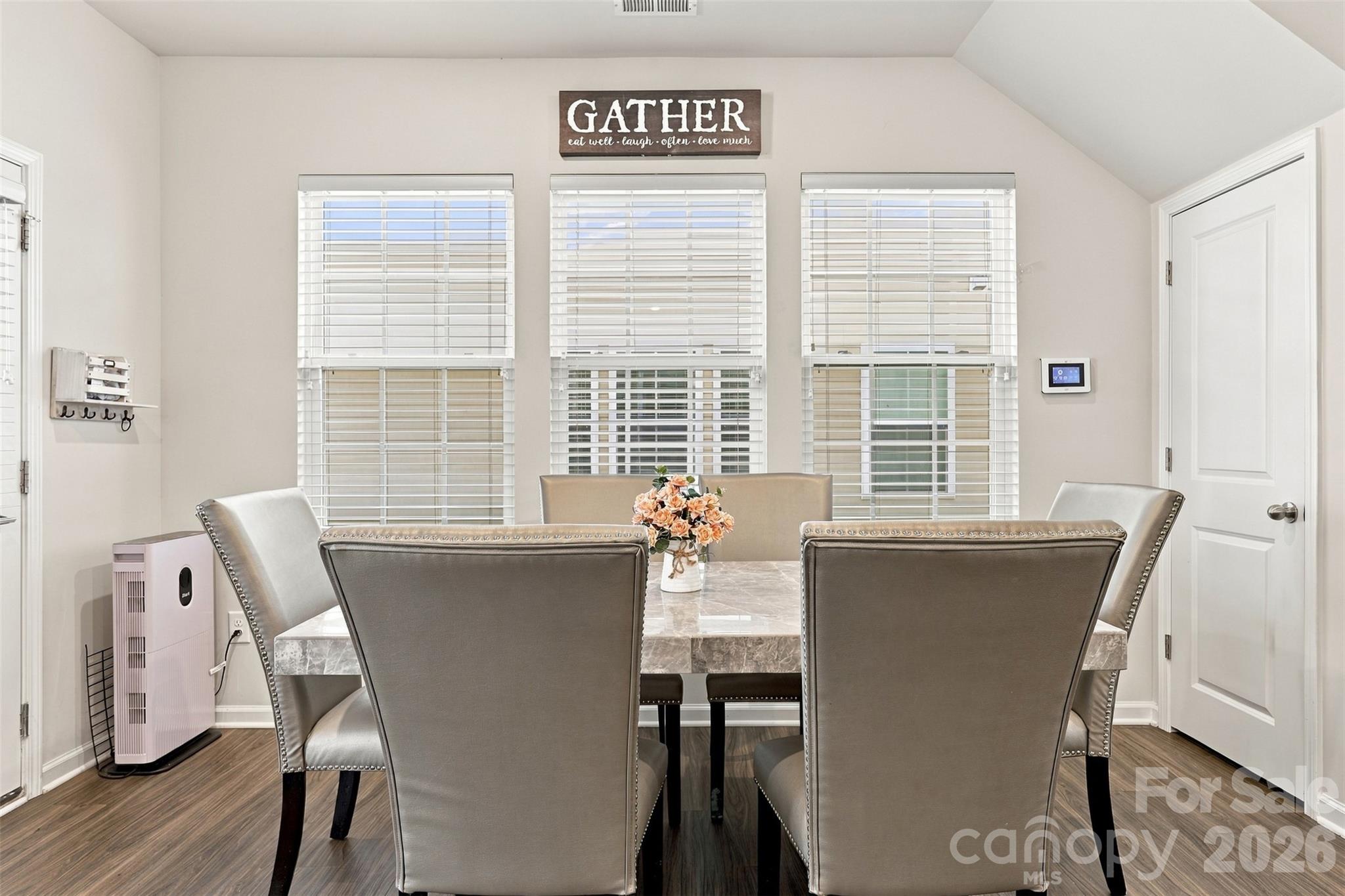 Townhouse at 12732 Wandering Brook Drive, Charlotte, photo 8 of 48