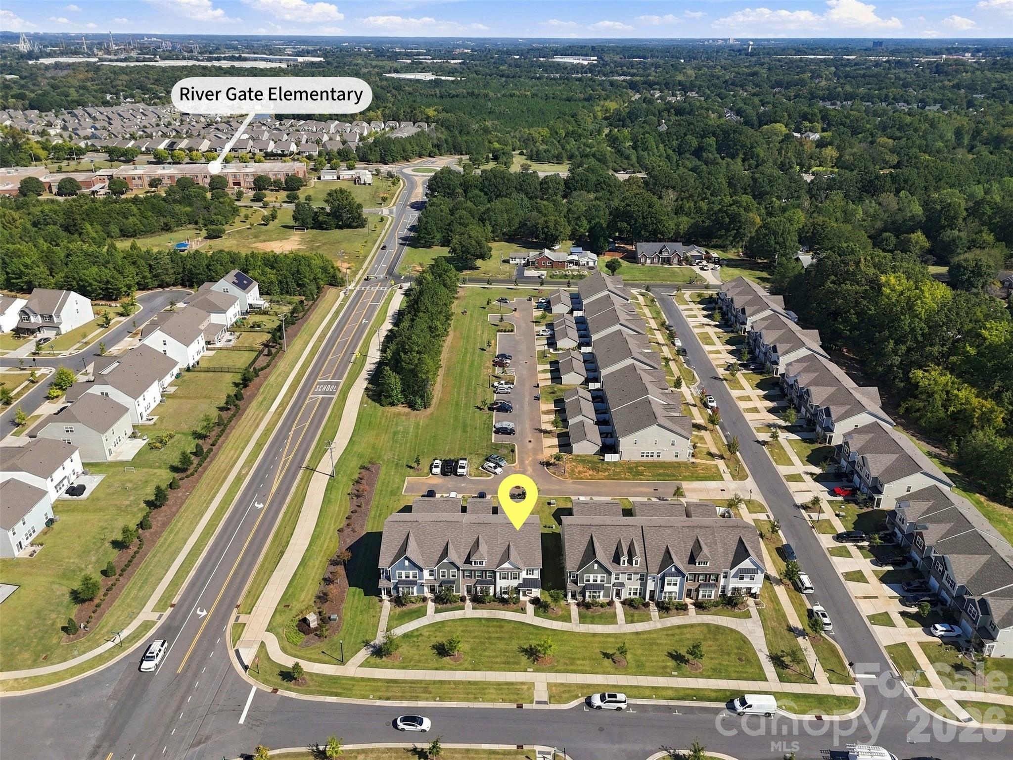 Townhouse at 12732 Wandering Brook Drive, Charlotte, photo 41 of 48