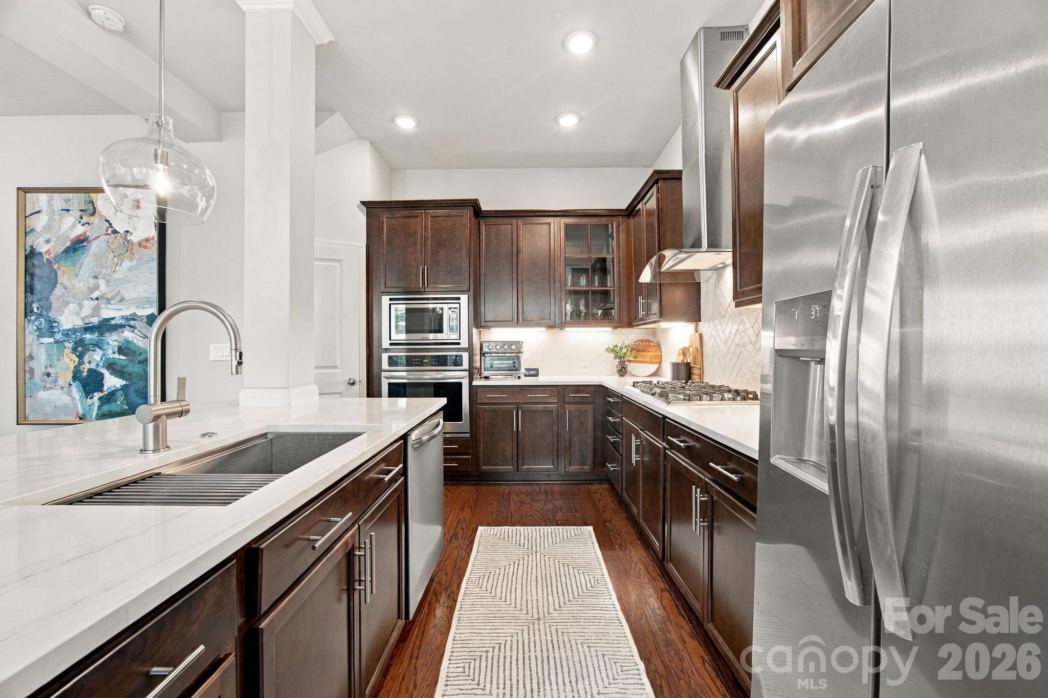Townhouse at 9002 Boling Green Drive, Charlotte, photo 3 of 33