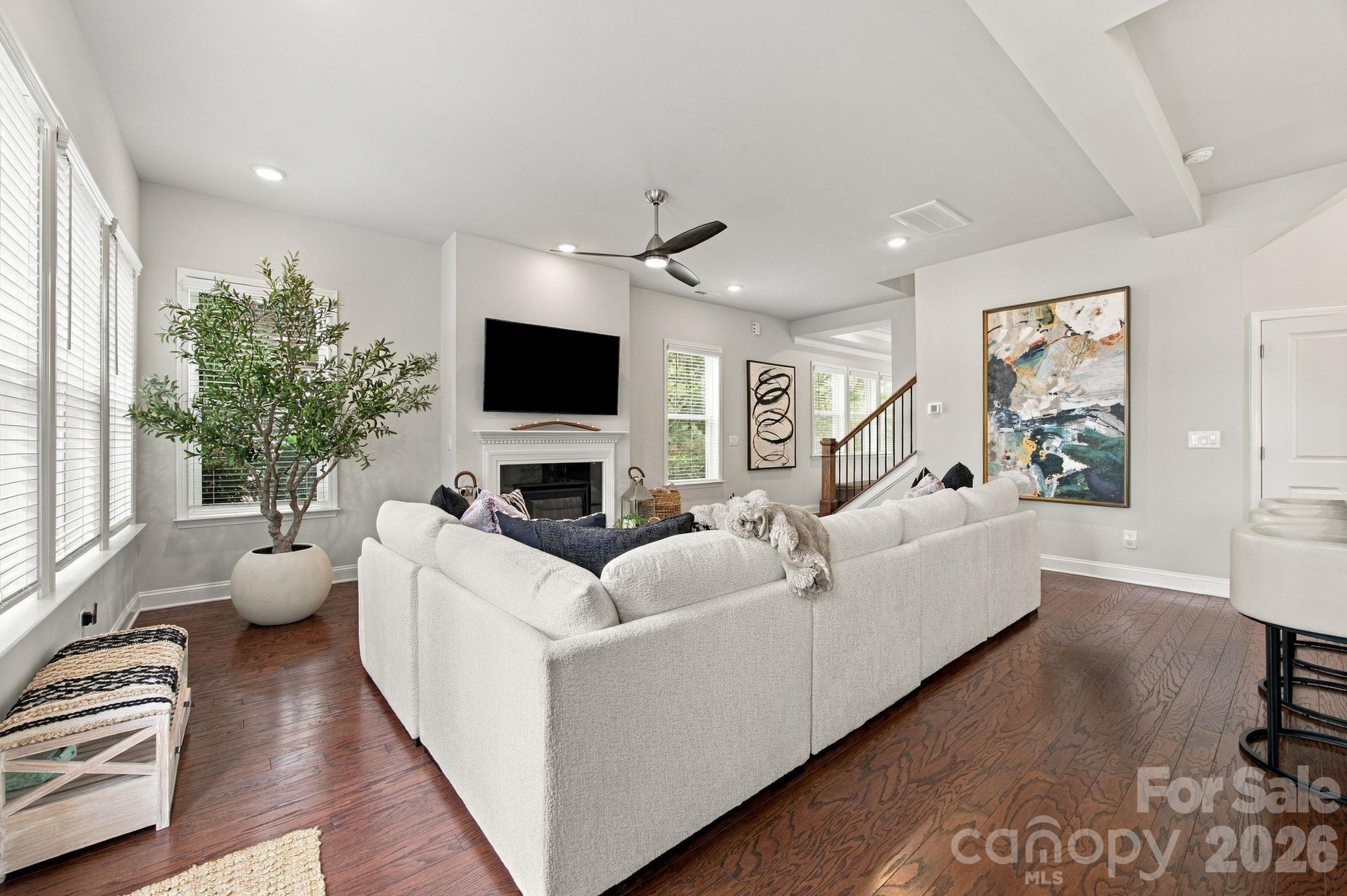 Townhouse at 9002 Boling Green Drive, Charlotte, photo 9 of 33