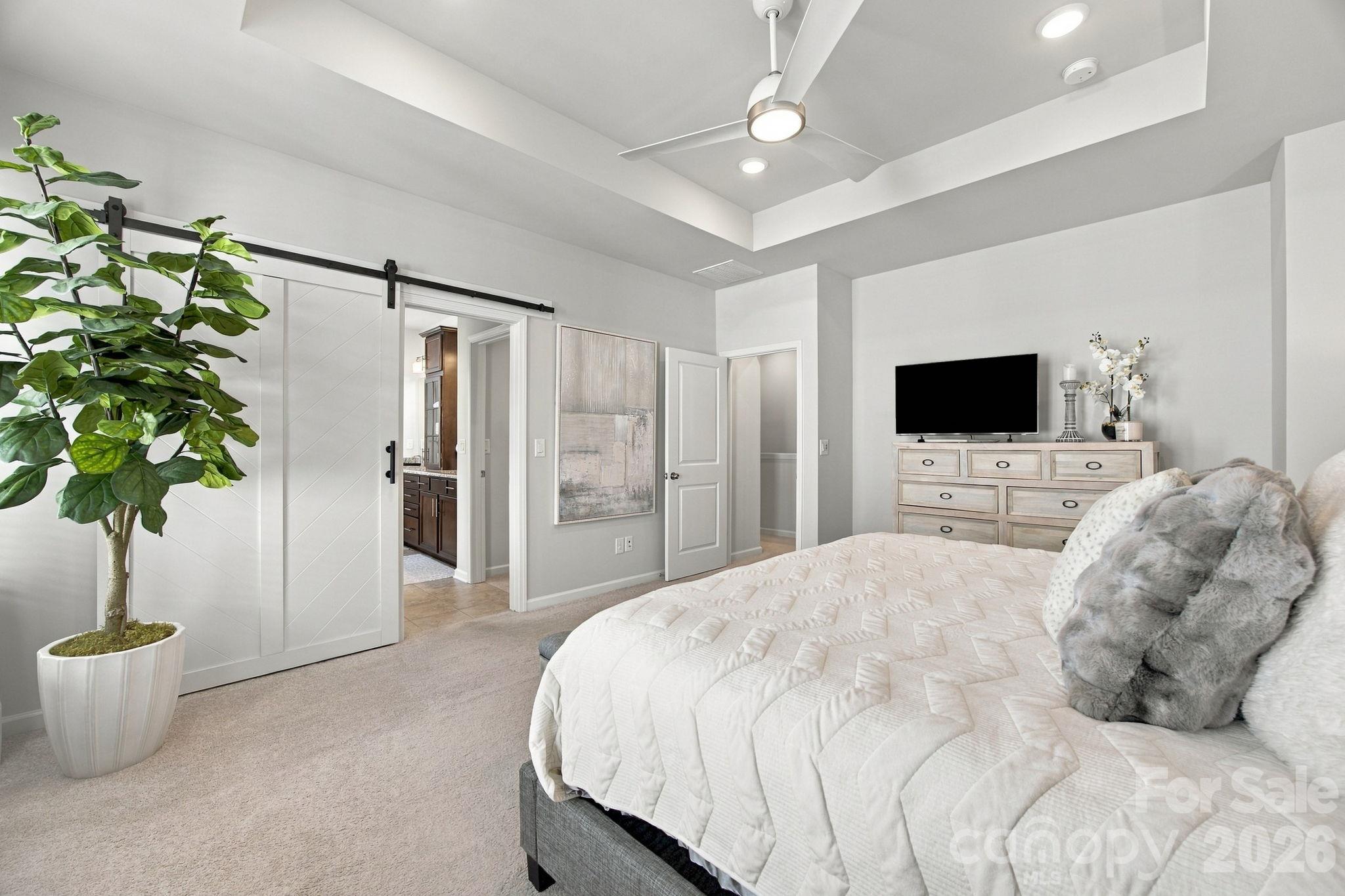 Townhouse at 9002 Boling Green Drive, Charlotte, photo 17 of 33