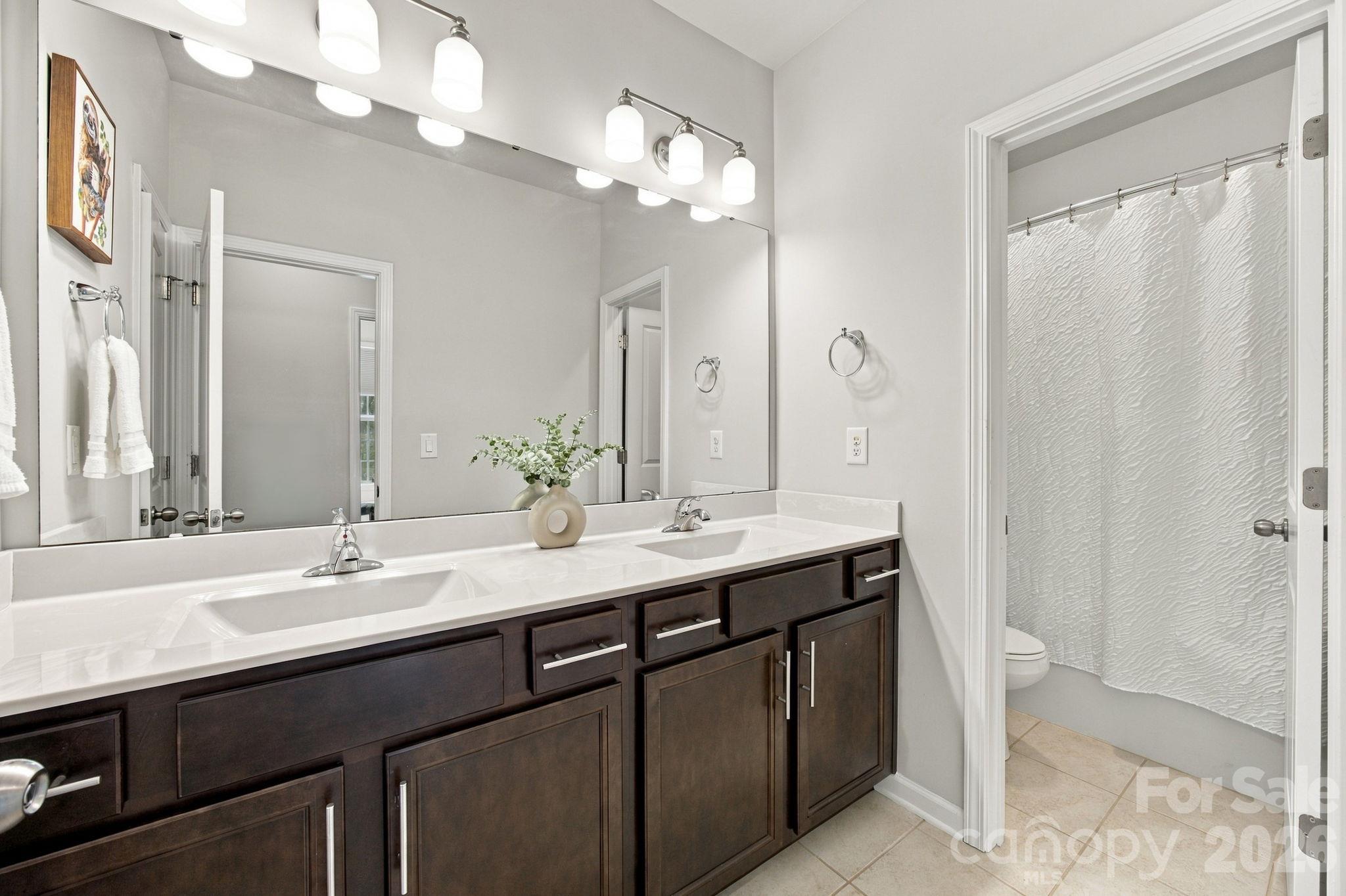 Townhouse at 9002 Boling Green Drive, Charlotte, photo 24 of 33