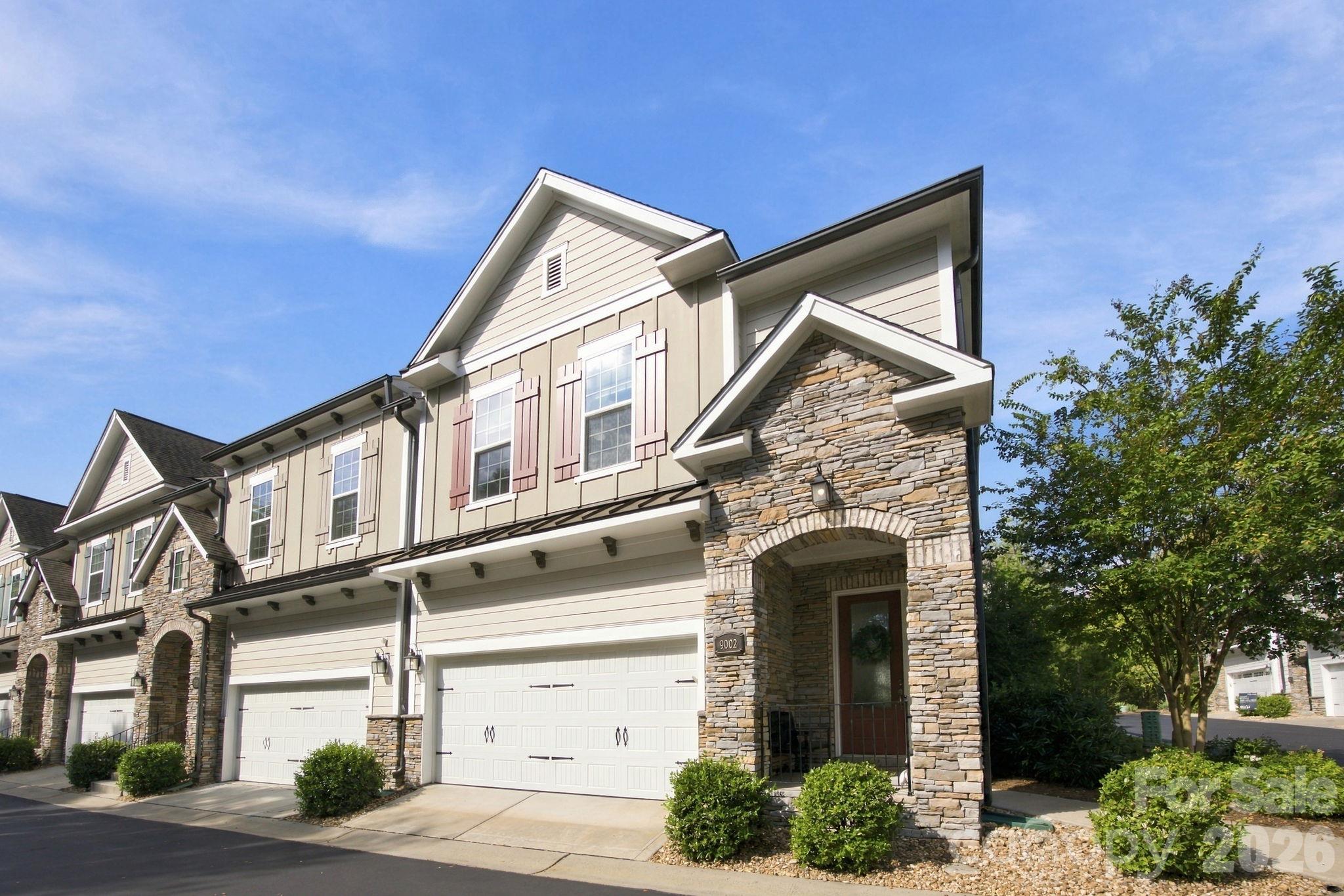 Townhouse at 9002 Boling Green Drive, Charlotte, photo 28 of 33