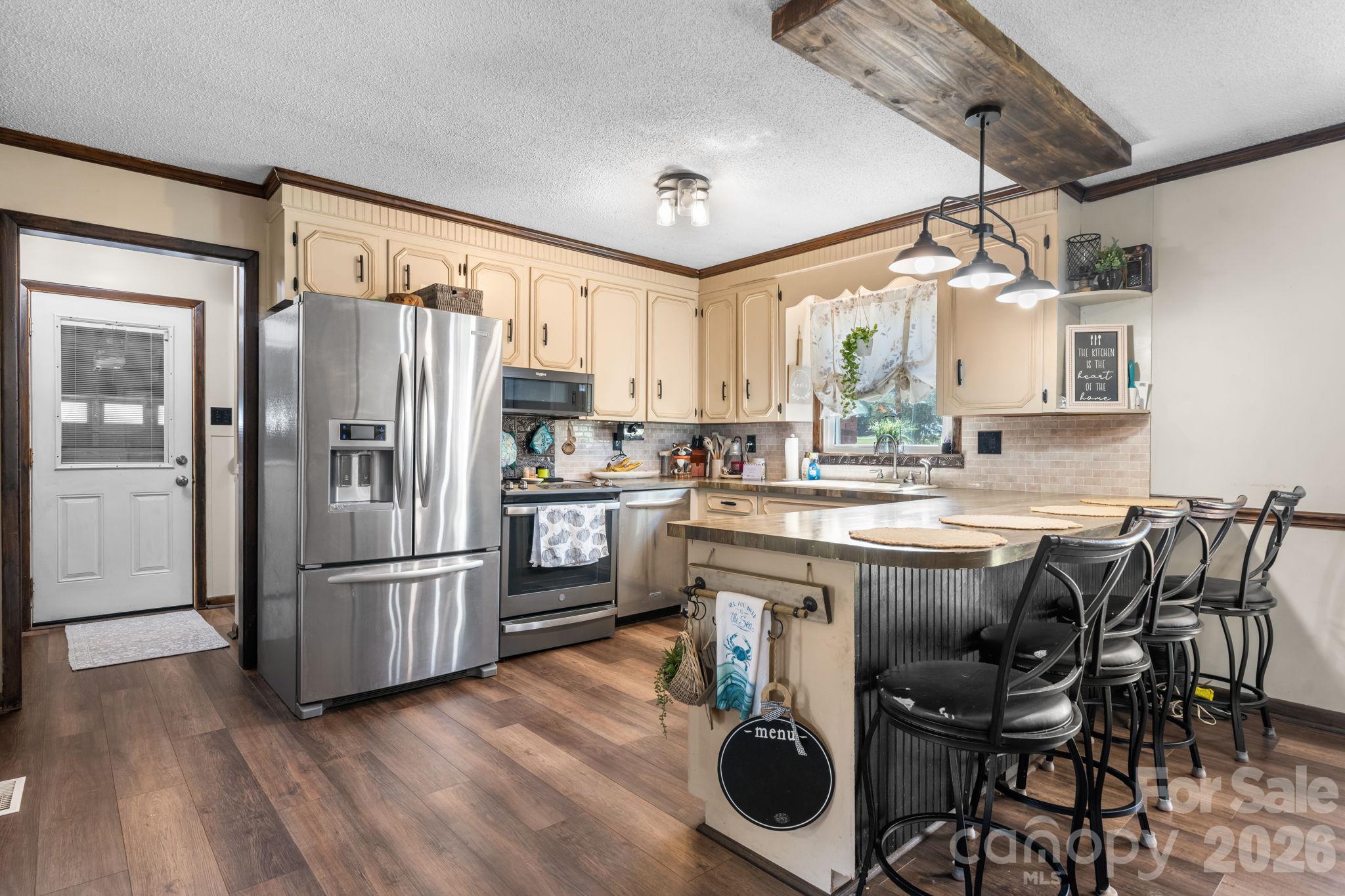 appliances included - 7546 Long Island Road, Catawba