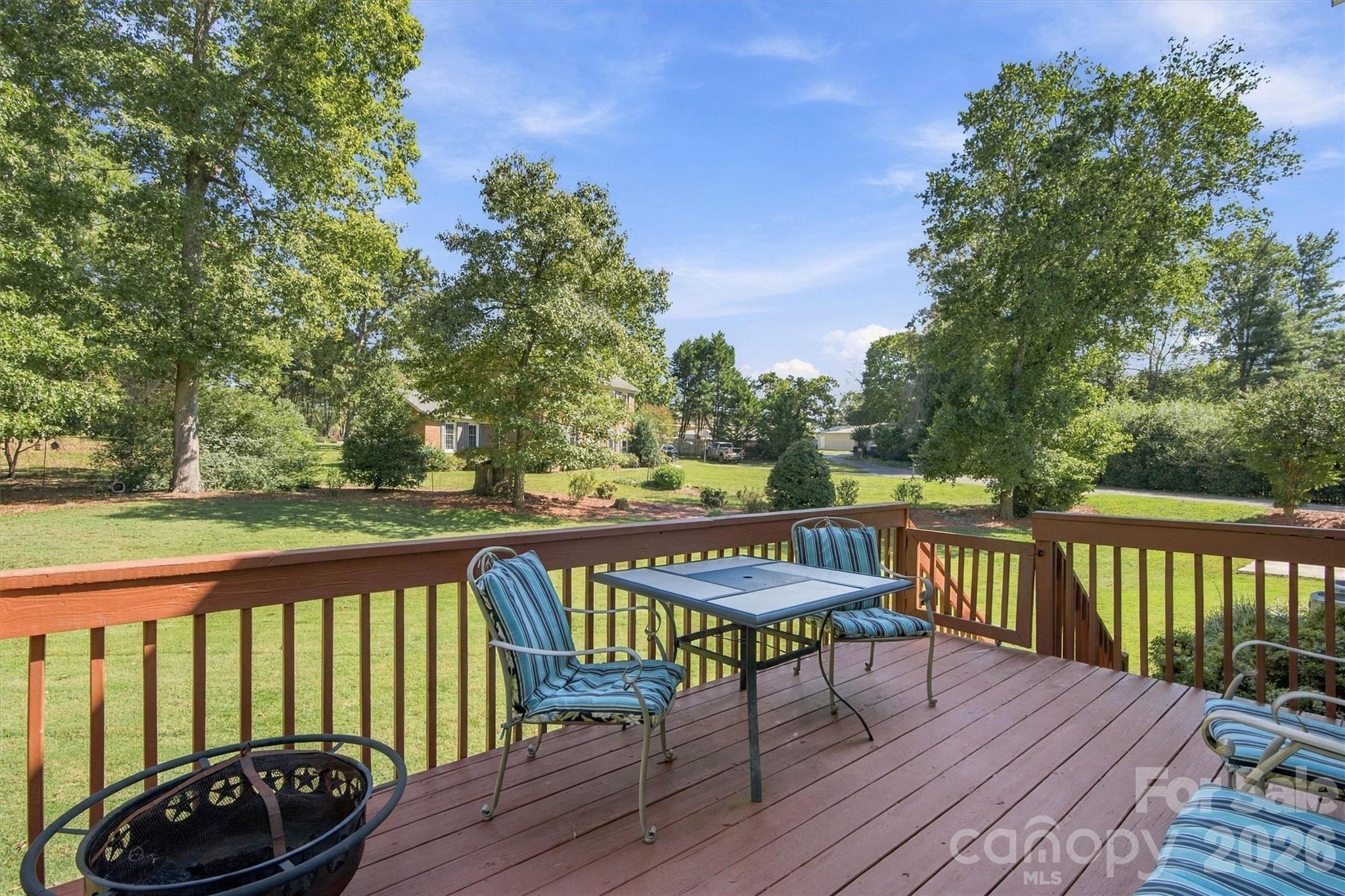 Single Family Residence at 4858 Elmhurst Drive NE, Hickory, photo 41 of 46