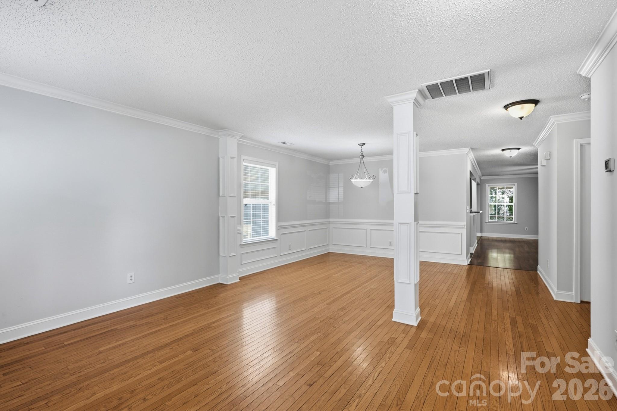 Single Family Residence at 9406 Golden Pond Drive, Huntersville, photo 7 of 37