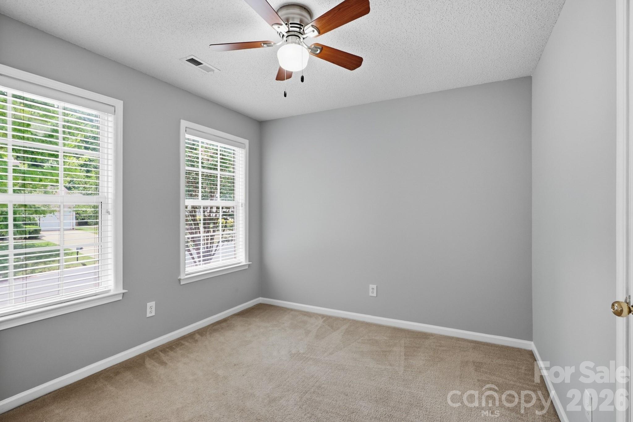 Single Family Residence at 9406 Golden Pond Drive, Huntersville, photo 13 of 37