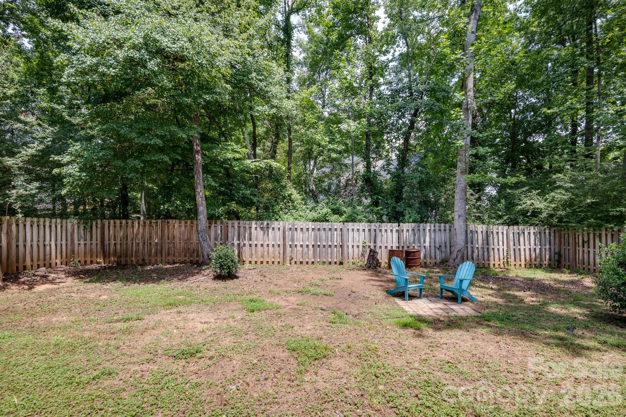 Single Family Residence at 9406 Golden Pond Drive, Huntersville, photo 15 of 37