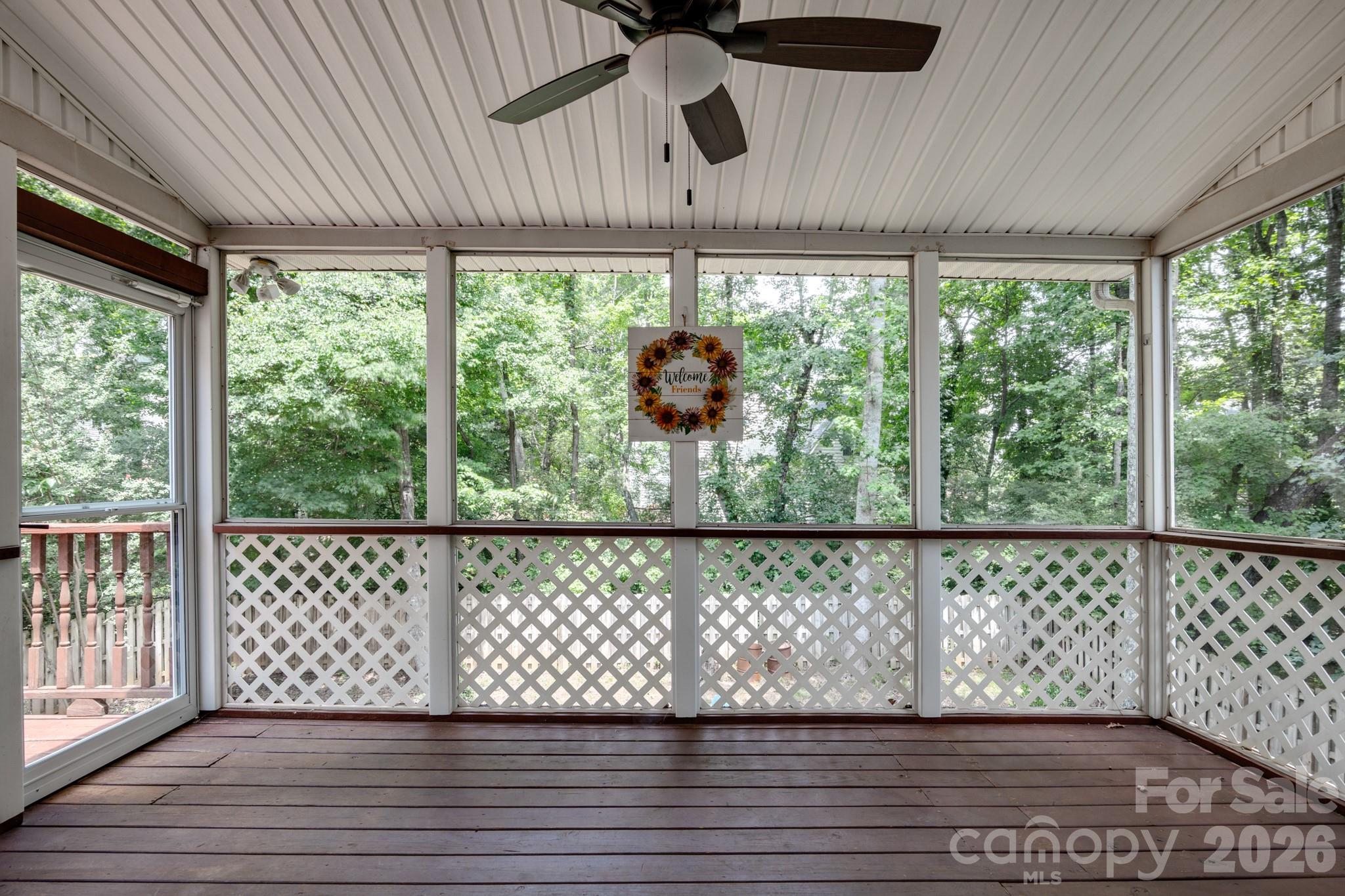 Single Family Residence at 9406 Golden Pond Drive, Huntersville, photo 19 of 37