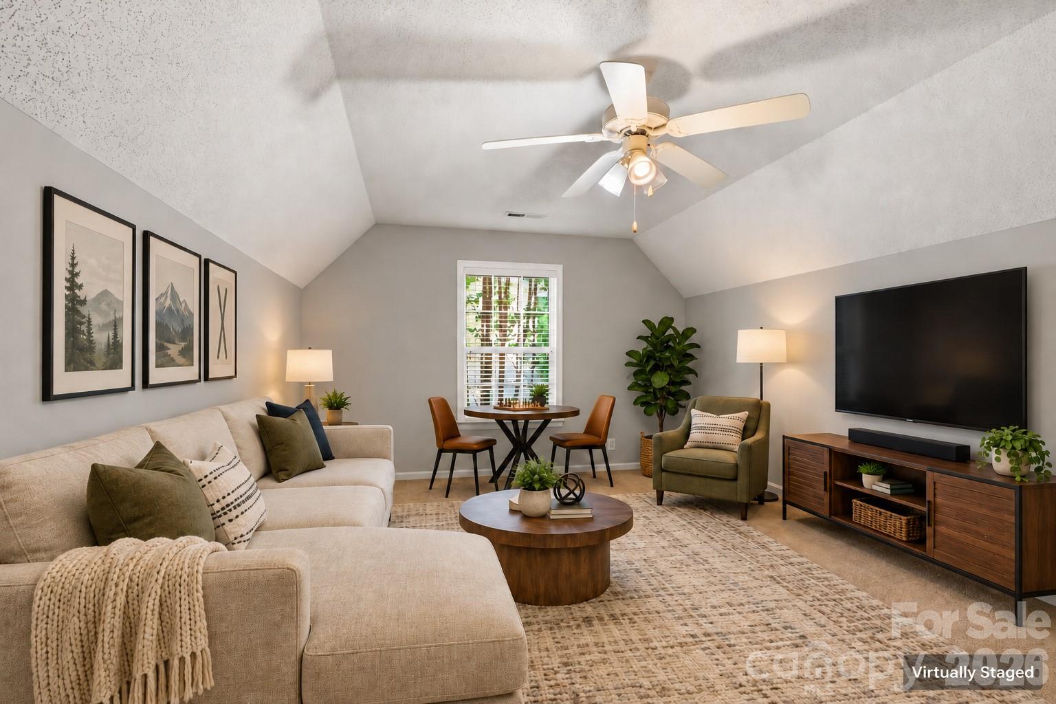 Single Family Residence at 9406 Golden Pond Drive, Huntersville, photo 20 of 37