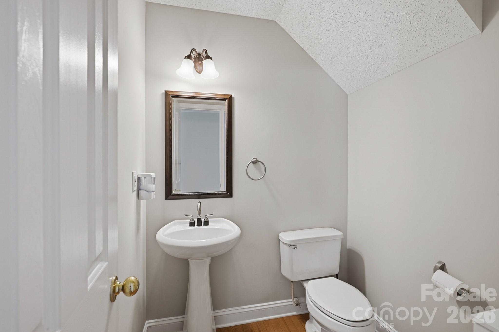 Single Family Residence at 9406 Golden Pond Drive, Huntersville, photo 26 of 37