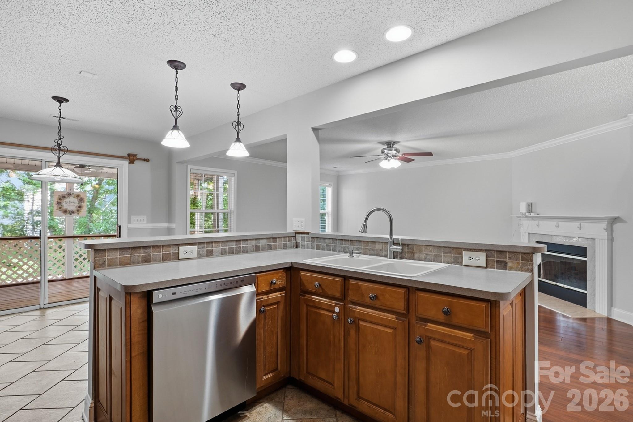 Single Family Residence at 9406 Golden Pond Drive, Huntersville, photo 29 of 37