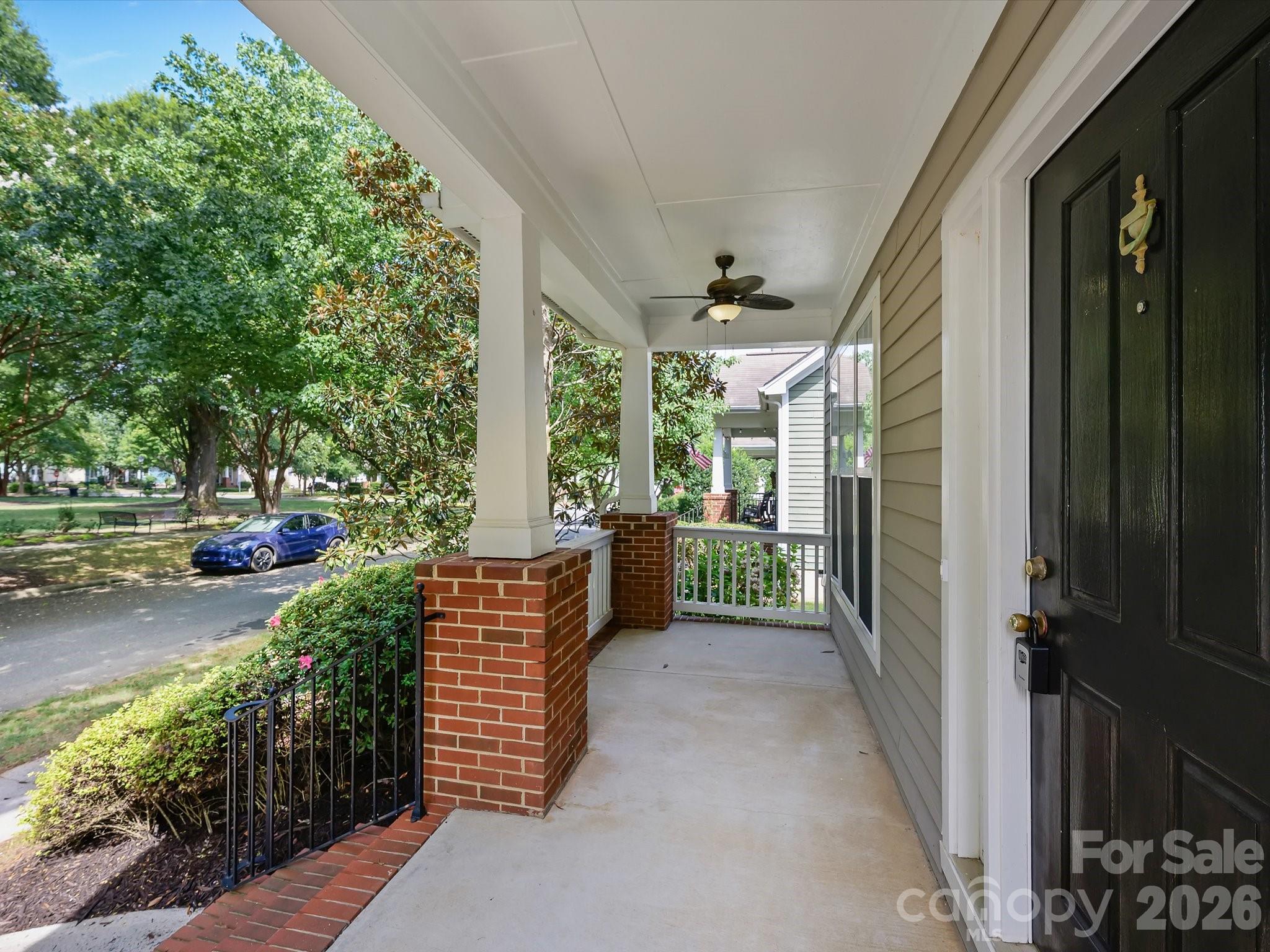 Single Family Residence at 8515 Lindholm Drive, Huntersville, photo 3 of 27