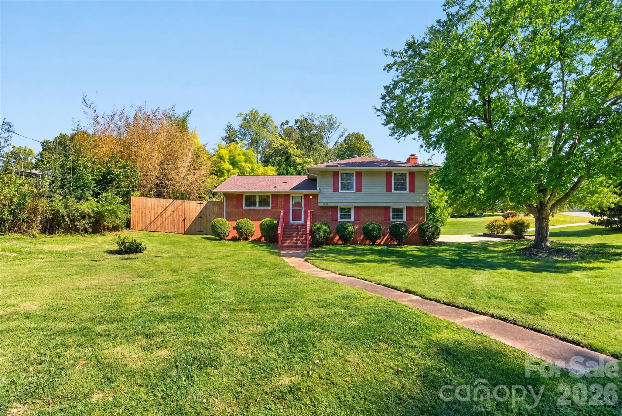 Single Family Residence at 3325 Saint Evans Road, Charlotte, photo 2 of 48