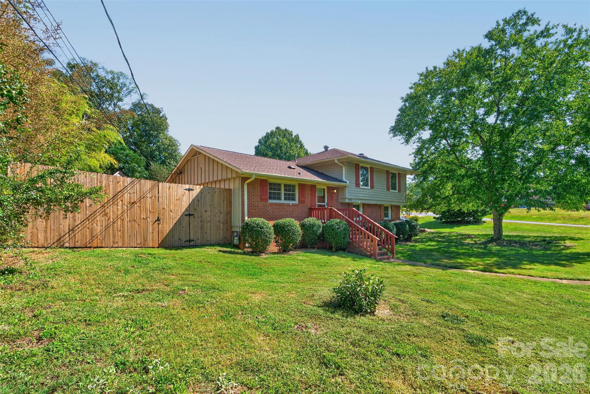 Single Family Residence at 3325 Saint Evans Road, Charlotte, photo 3 of 48