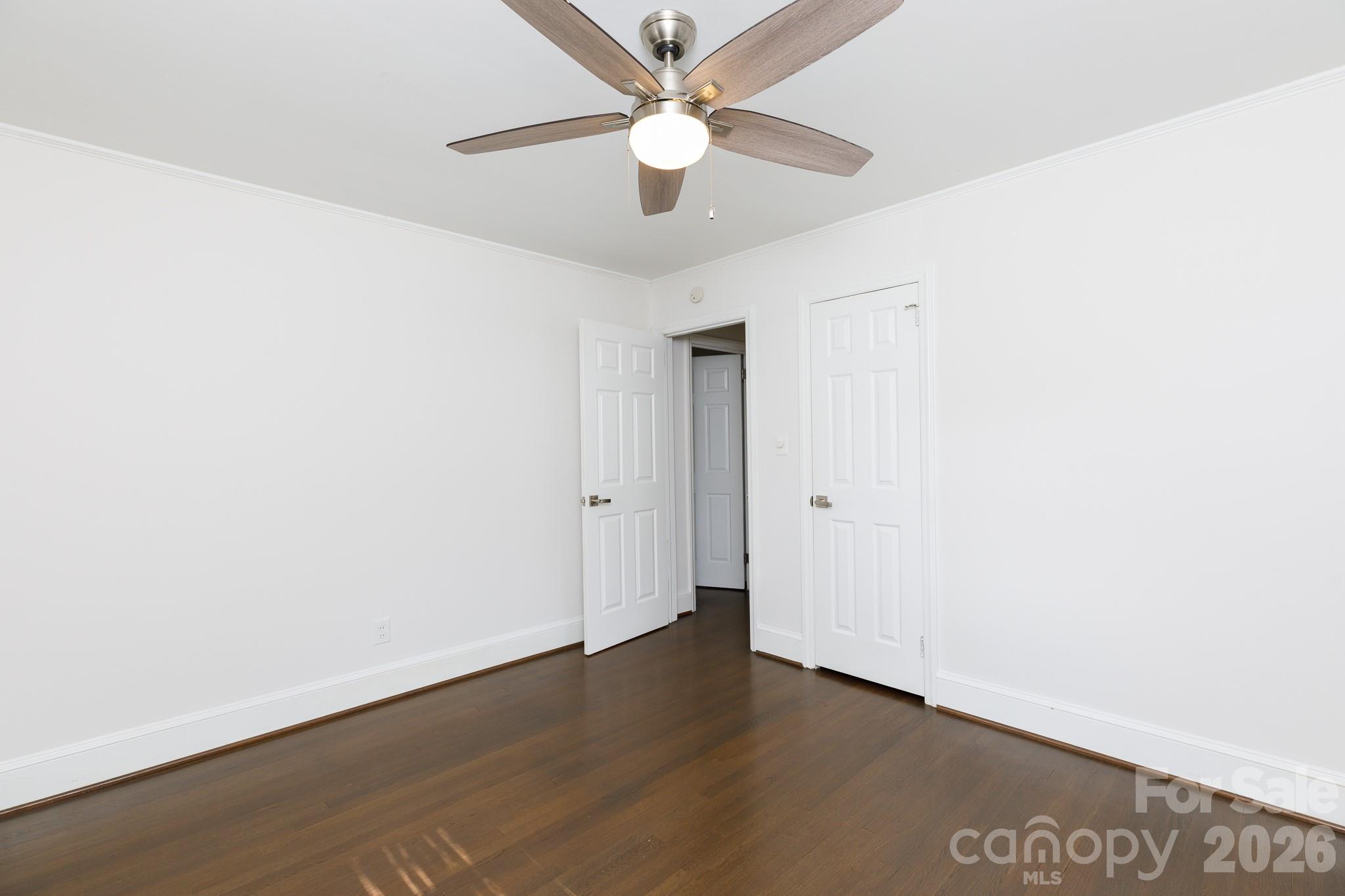 Single Family Residence at 5121 Kistler Avenue, Charlotte, photo 18 of 33
