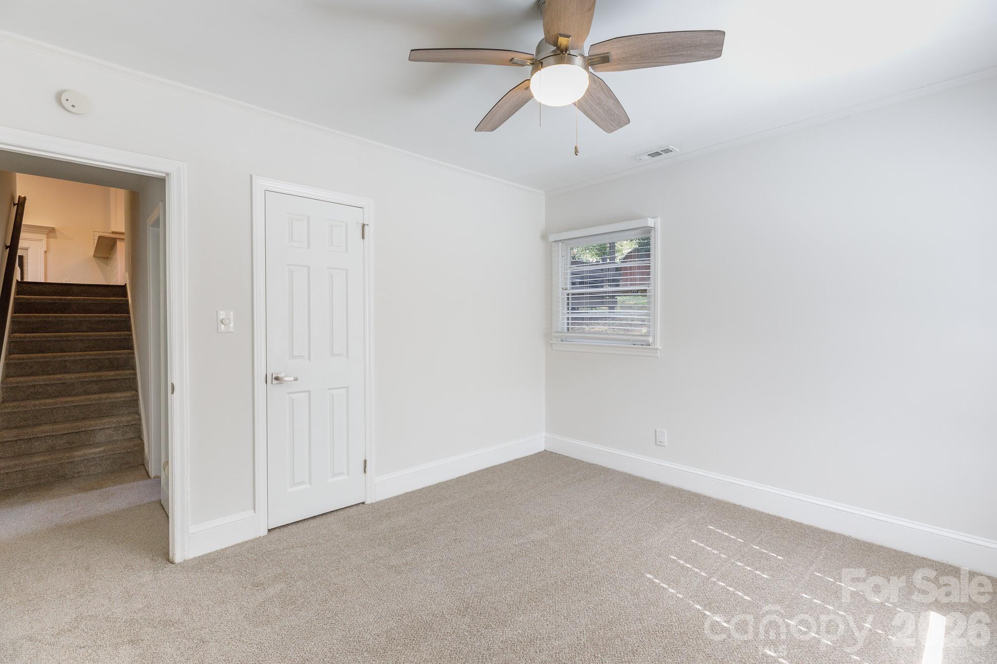 Single Family Residence at 5121 Kistler Avenue, Charlotte, photo 21 of 33