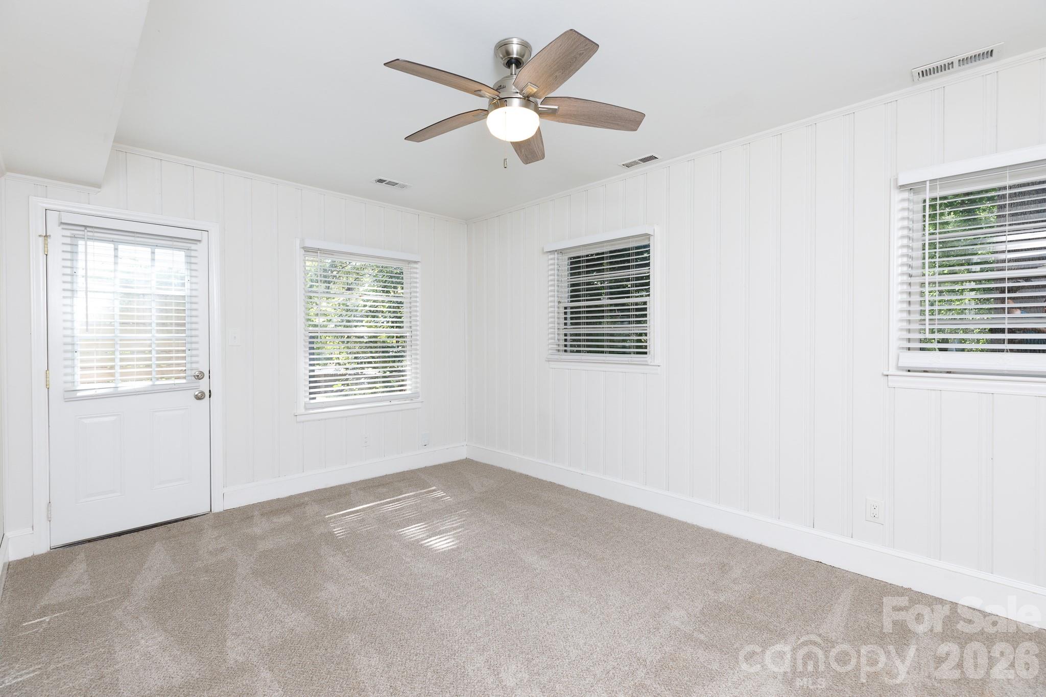 Single Family Residence at 5121 Kistler Avenue, Charlotte, photo 25 of 33