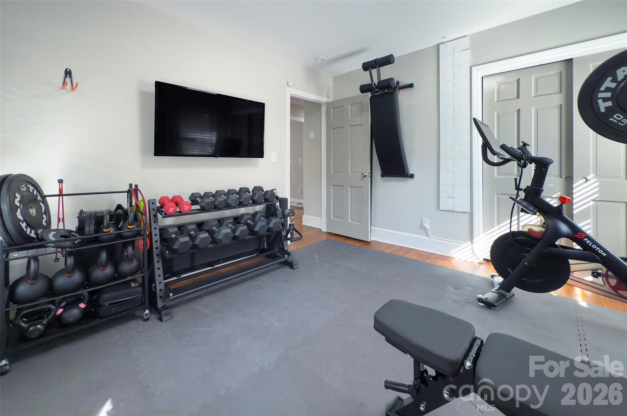 Single Family Residence at 1230 Redcoat Drive, Charlotte, photo 24 of 34