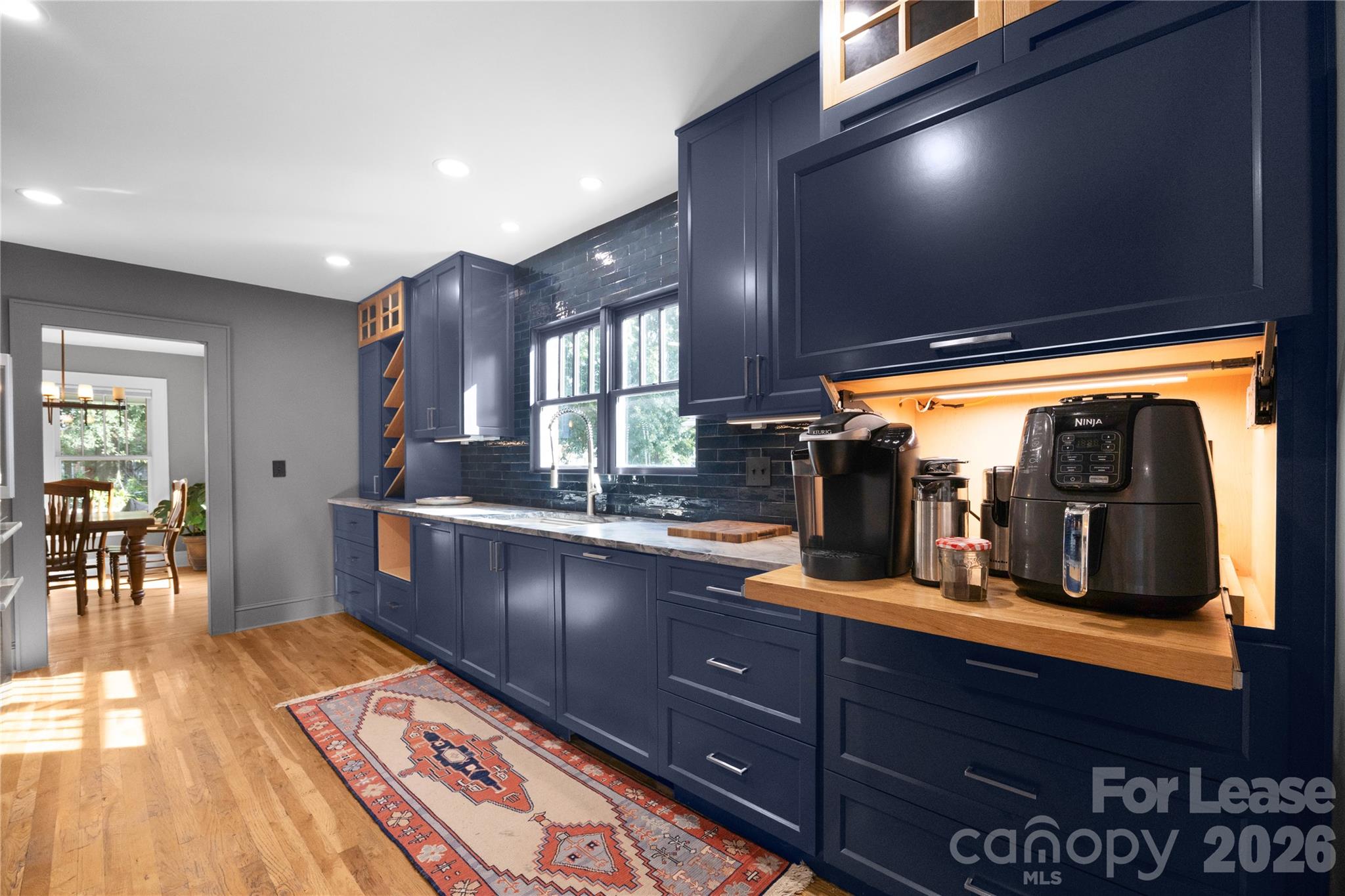 Single Family Residence at 724 Walnut Avenue, Charlotte, photo 28 of 47